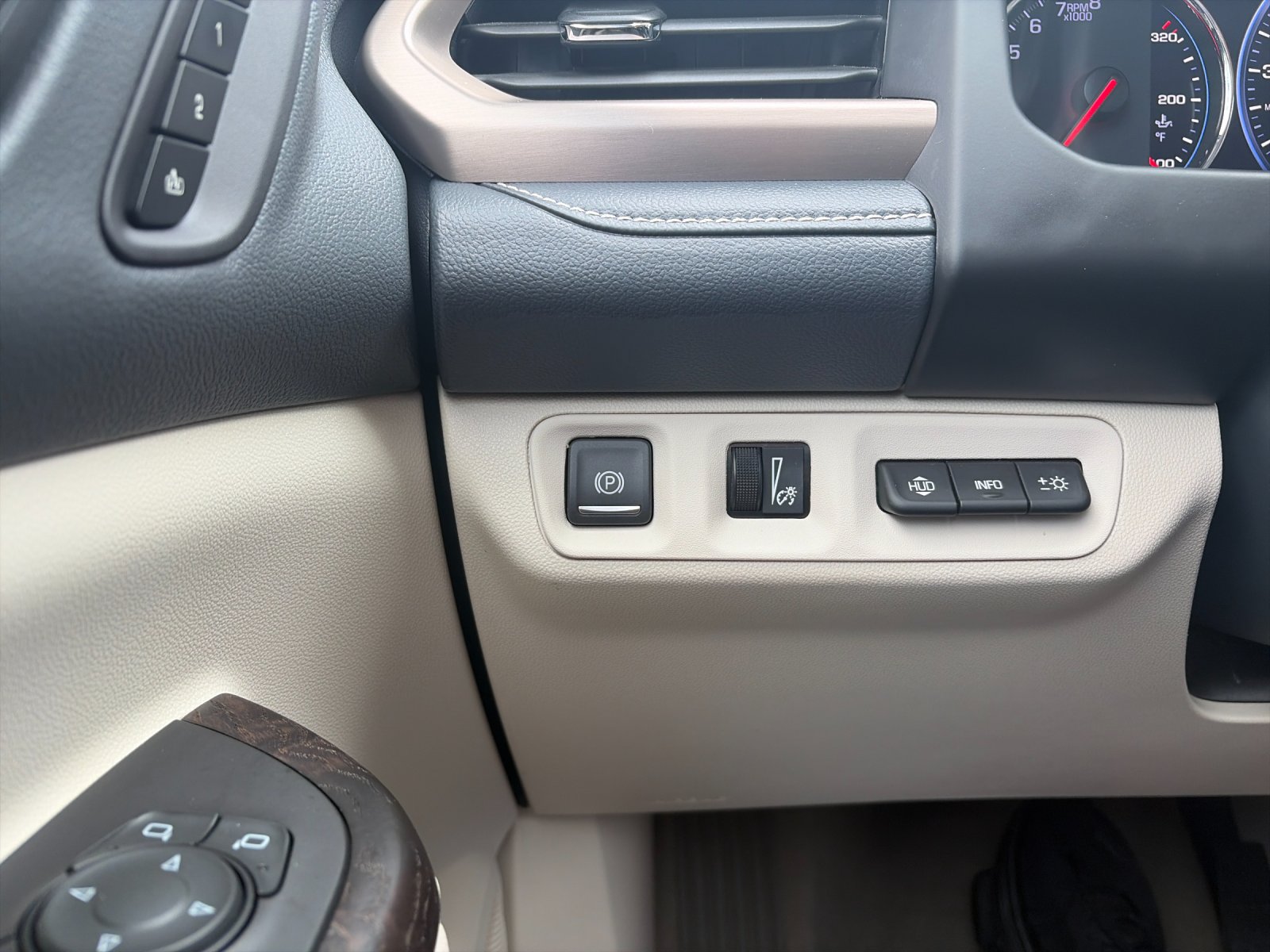 Used 2023 Volcanic Red GMC Denali image 34