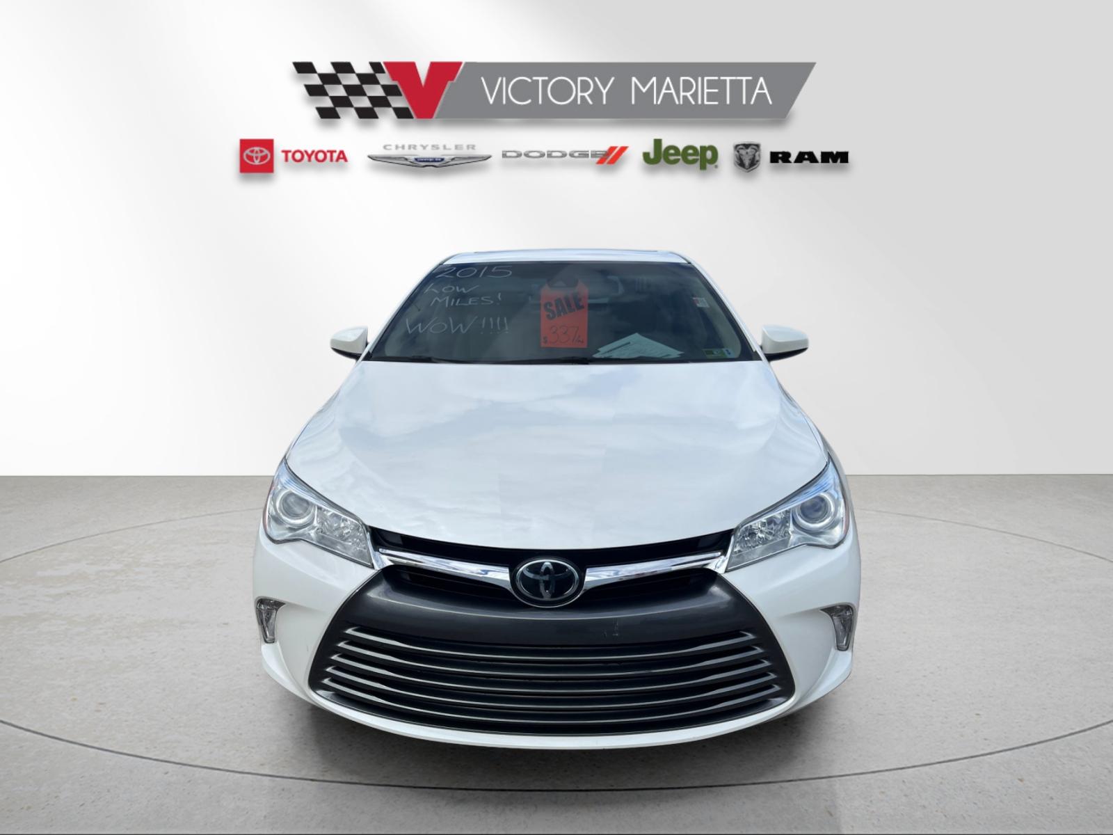 Used 2015 White Toyota XLE image 8