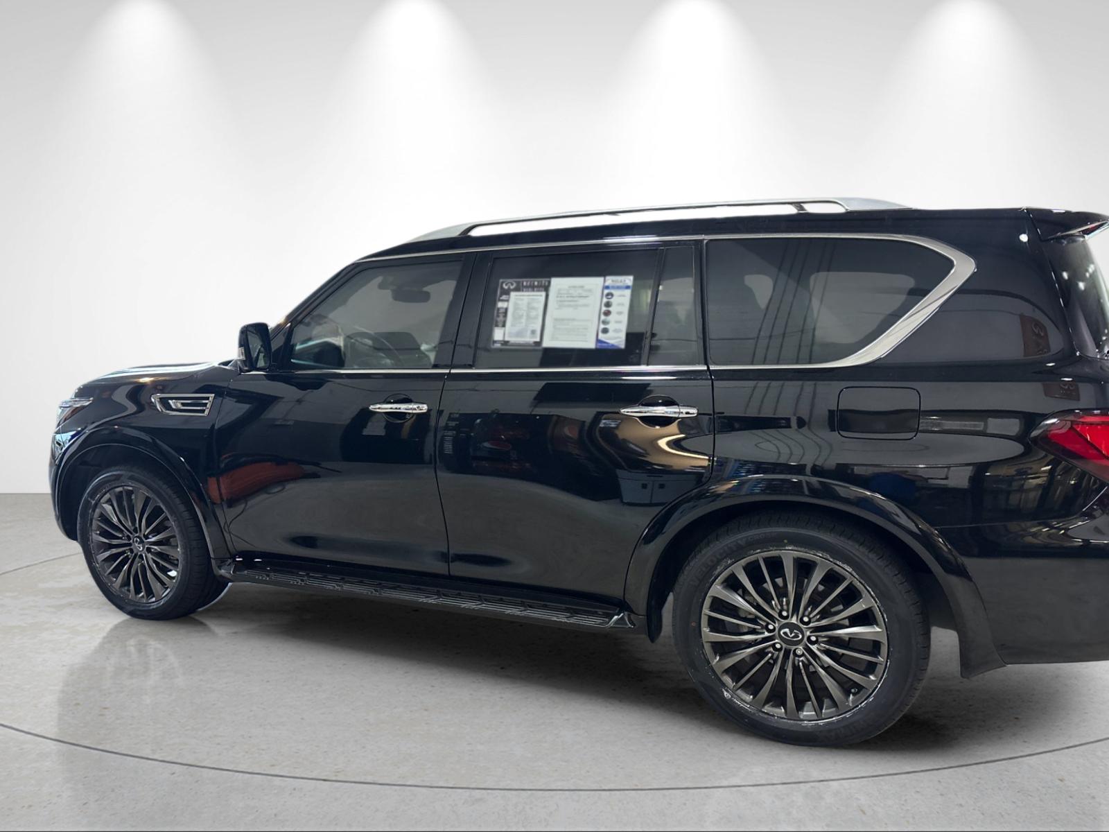 Certified Used 2023 Black Obsidian INFINITI PREMIUM SELECT image 2