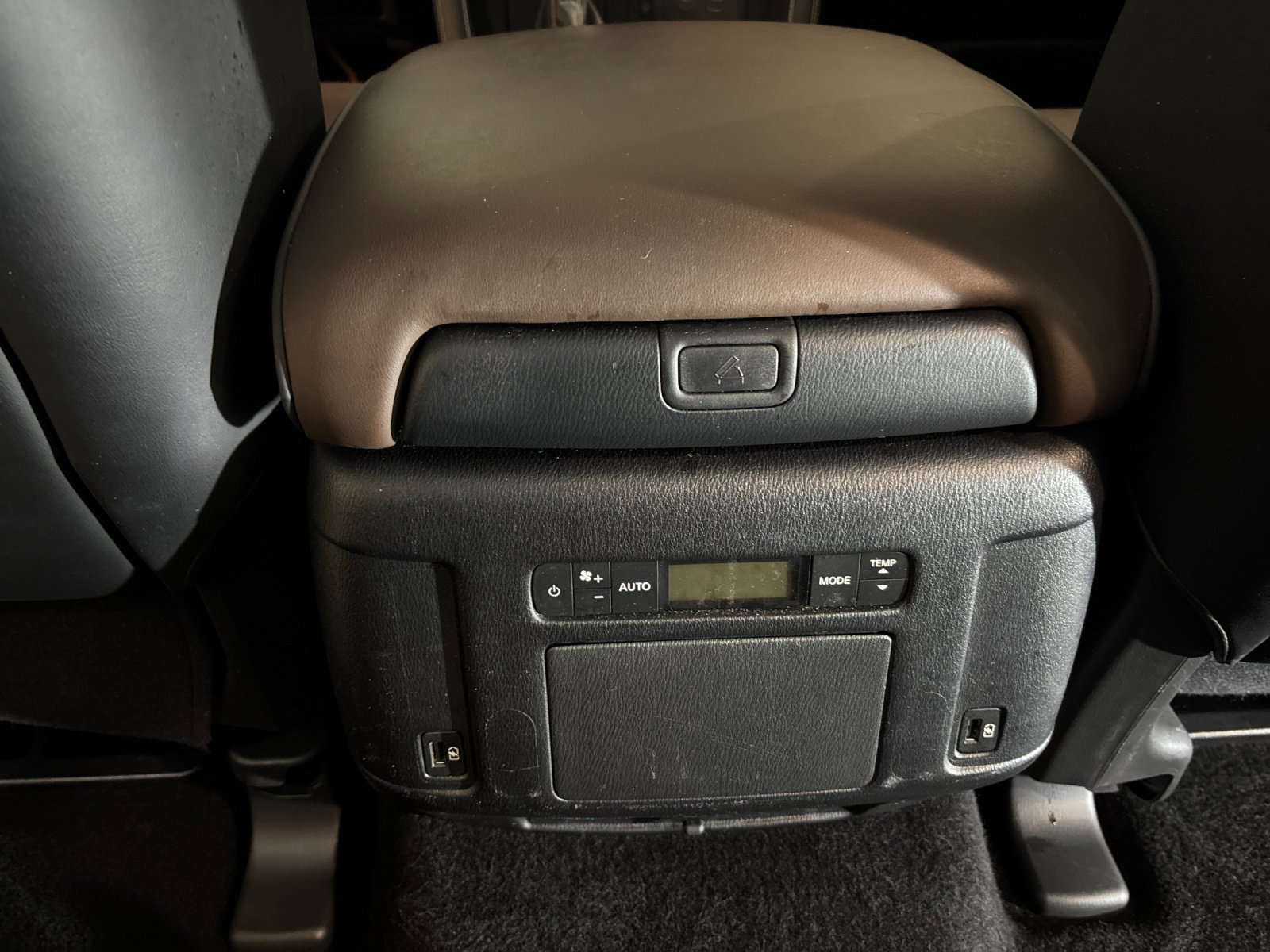 Certified Used 2023 Black Obsidian INFINITI PREMIUM SELECT image 31