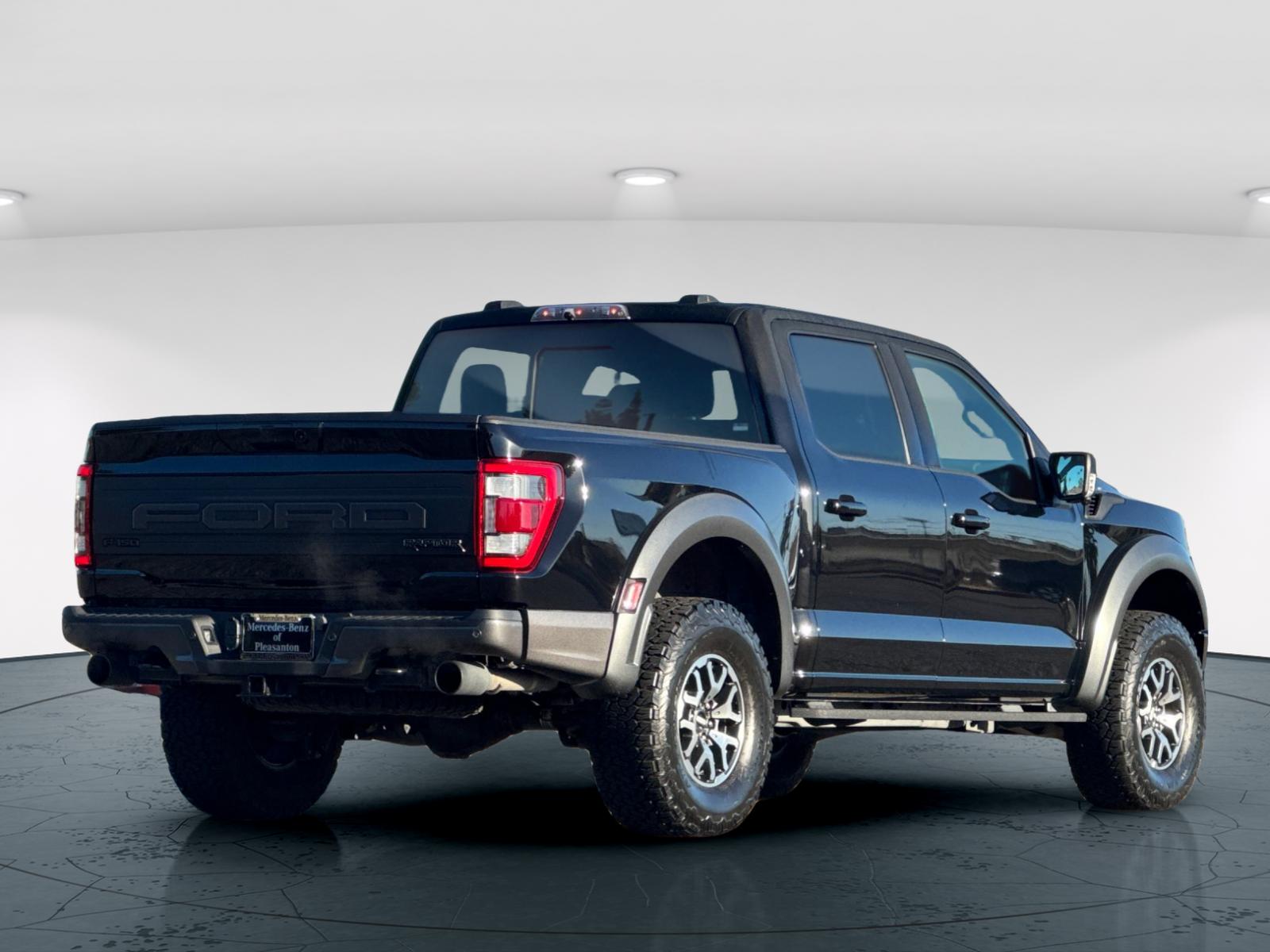Used 2023 Black Metallic Ford Raptor 4D SuperCrew image 6