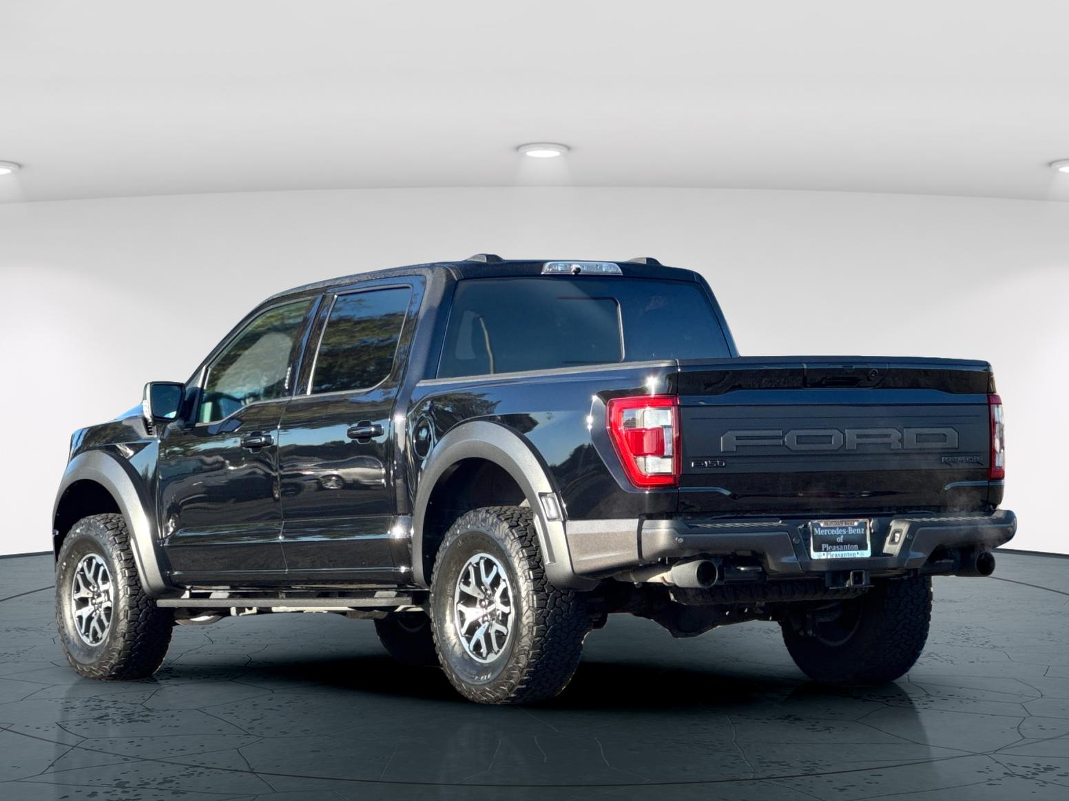 Used 2023 Black Metallic Ford Raptor 4D SuperCrew image 4