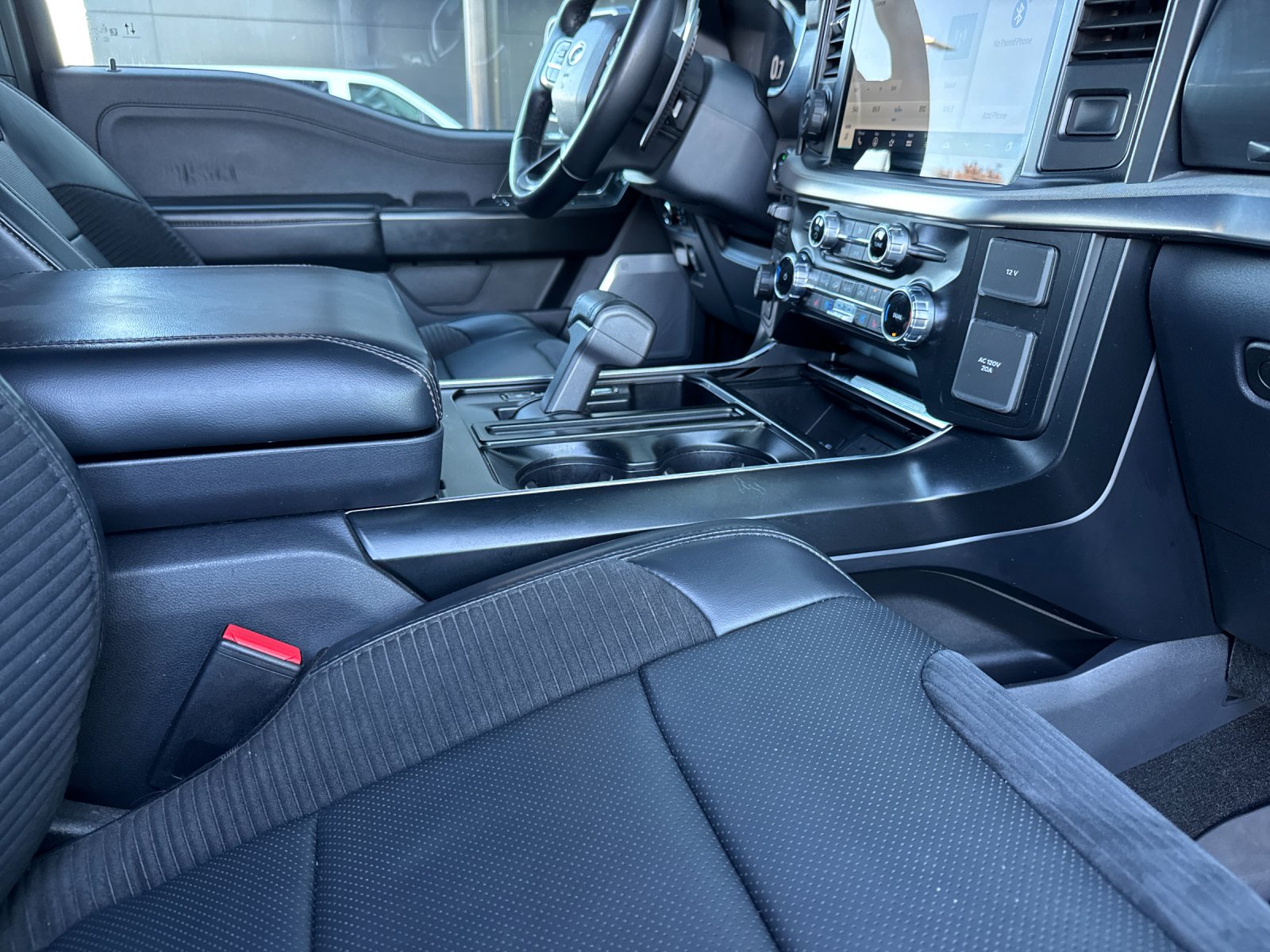 Used 2023 Black Metallic Ford Raptor 4D SuperCrew image 17