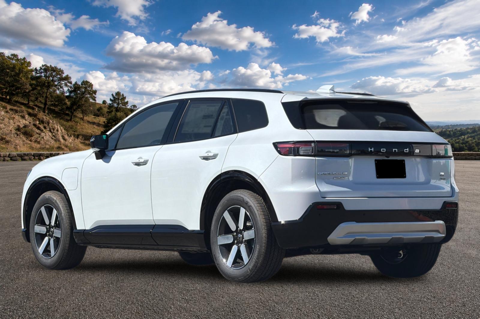 New 2026 Frostline White Pearl Honda Touring image 6