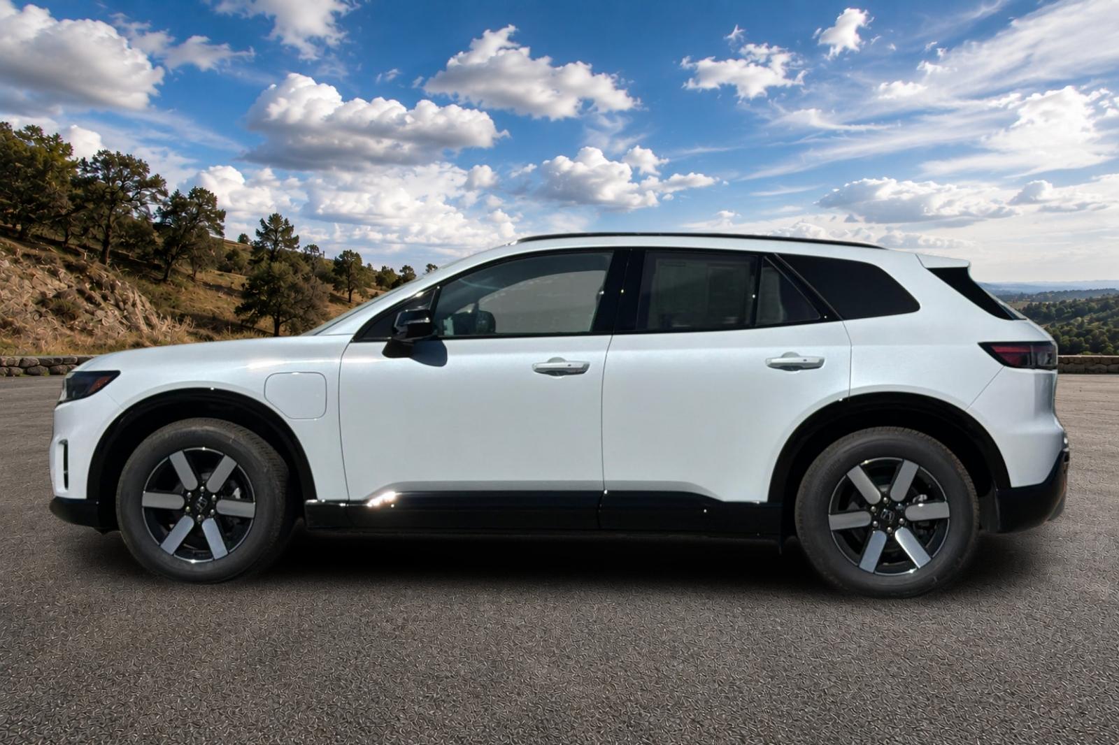 New 2026 Frostline White Pearl Honda Touring image 7