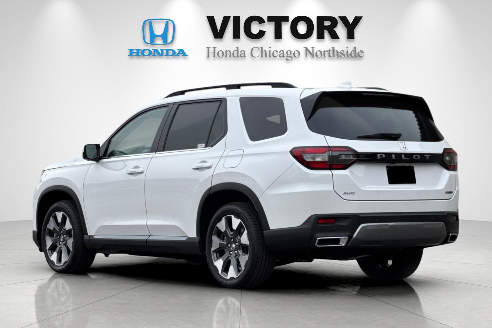 New 2026 Platinum White Pearl Honda Touring image 3