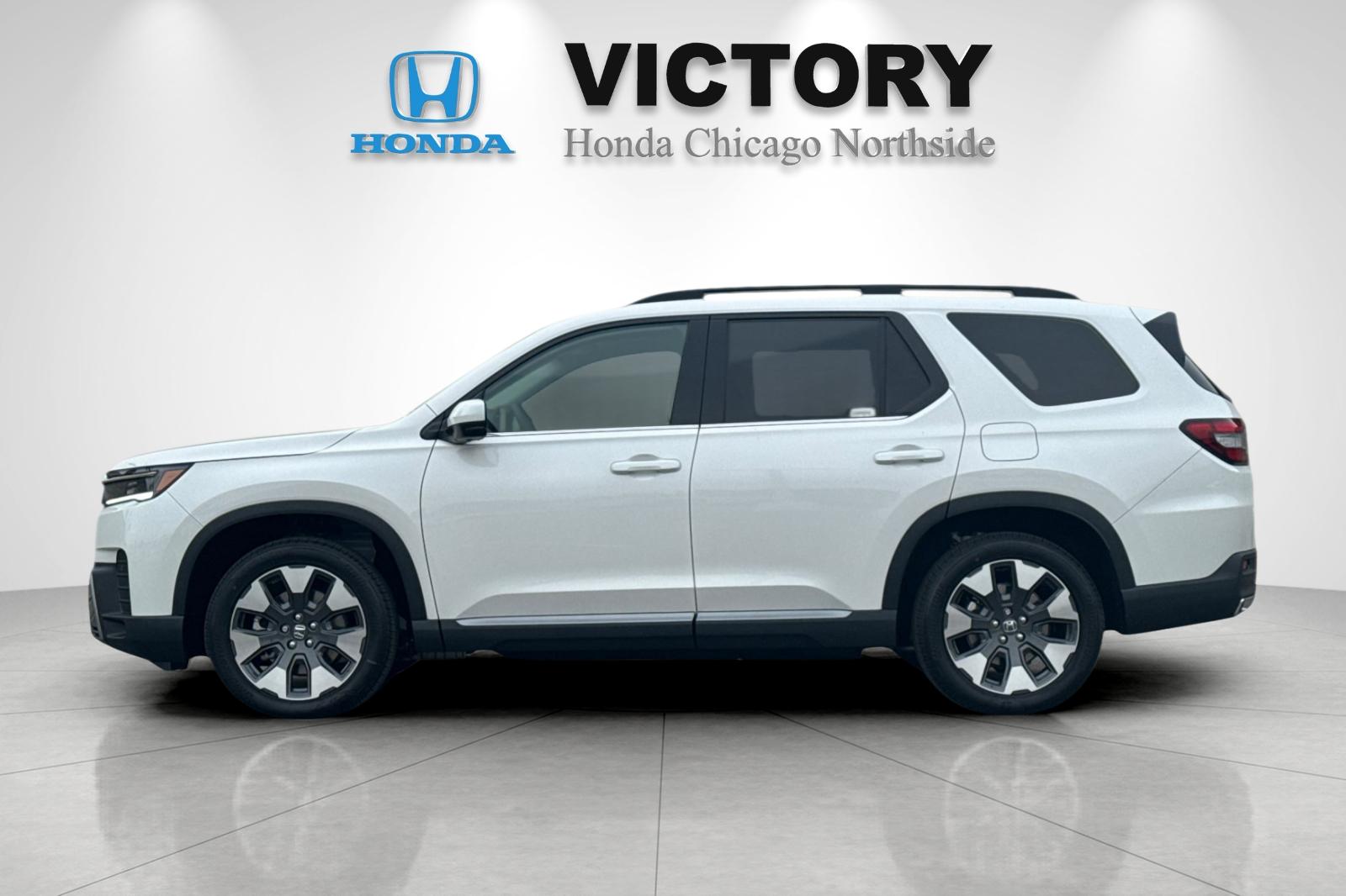 New 2026 Platinum White Pearl Honda Touring image 2