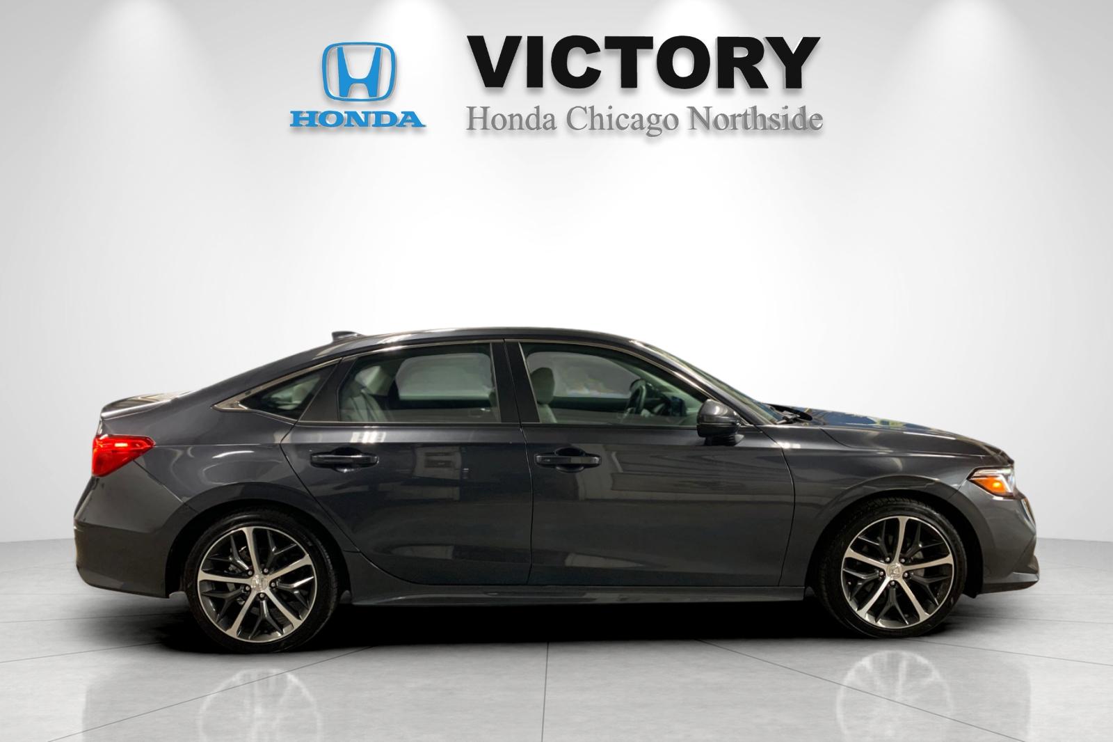 Certified Used 2024  Honda Touring image 2