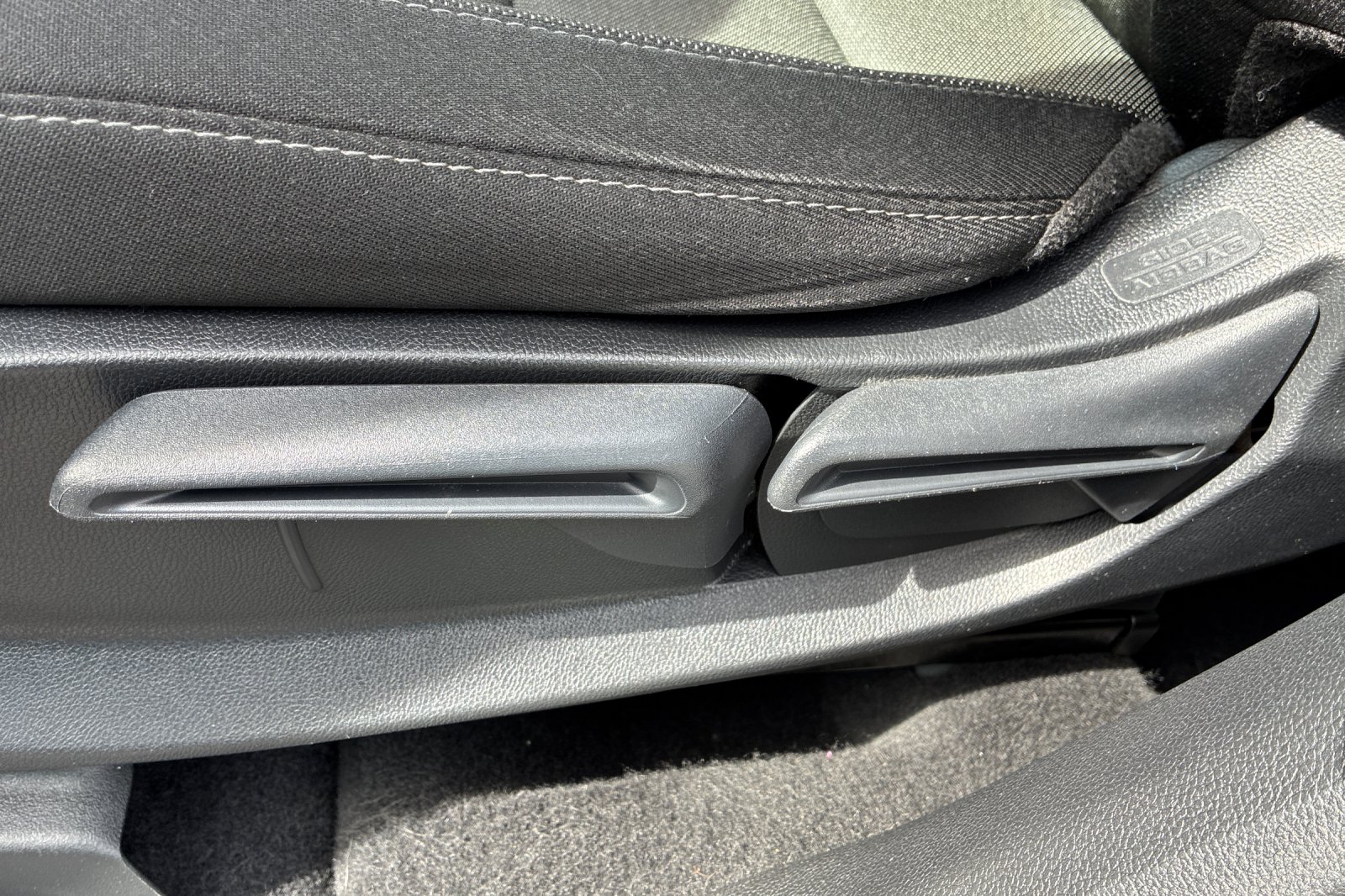 Used 2024 Meteorite Gray Metallic Honda LX image 9