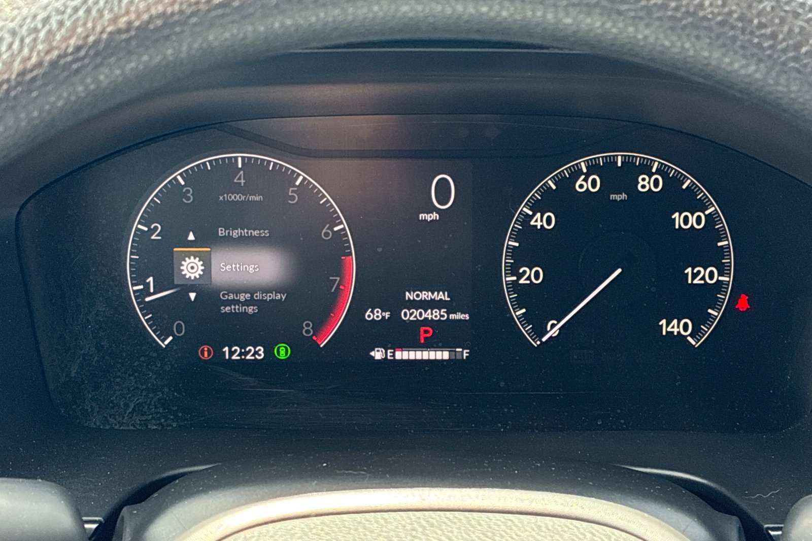 Used 2024 Meteorite Gray Metallic Honda LX image 32