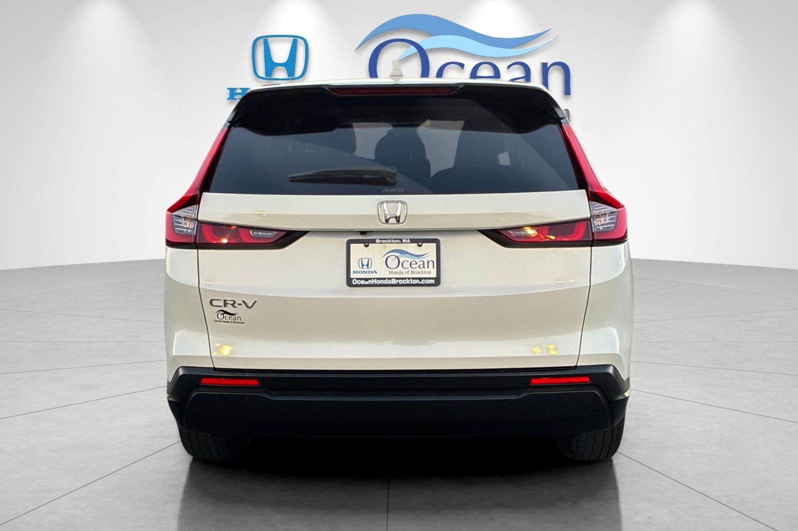 Used 2024 Platinum White Pearl Honda EX image 4