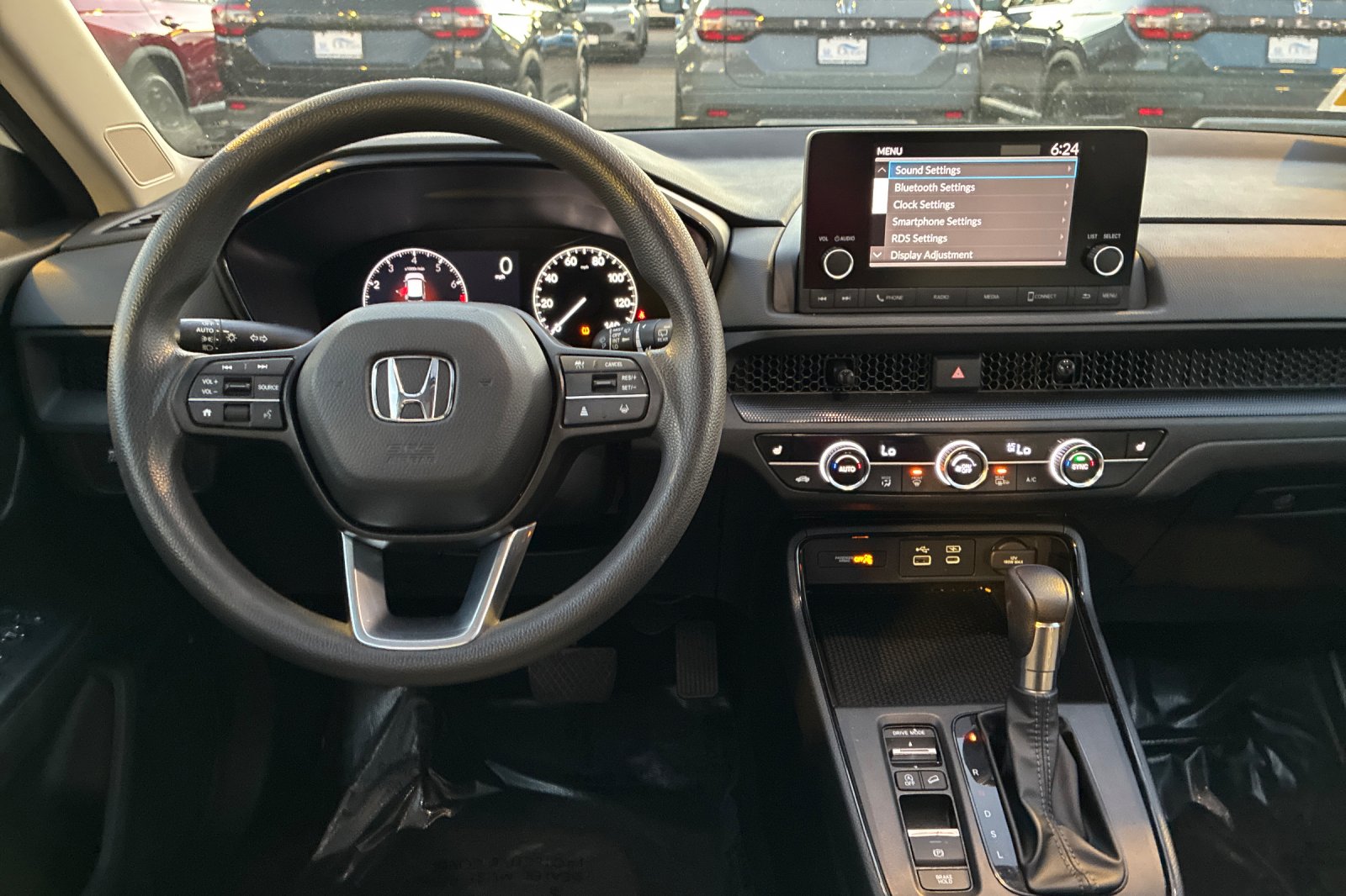 Used 2024 Platinum White Pearl Honda EX image 17