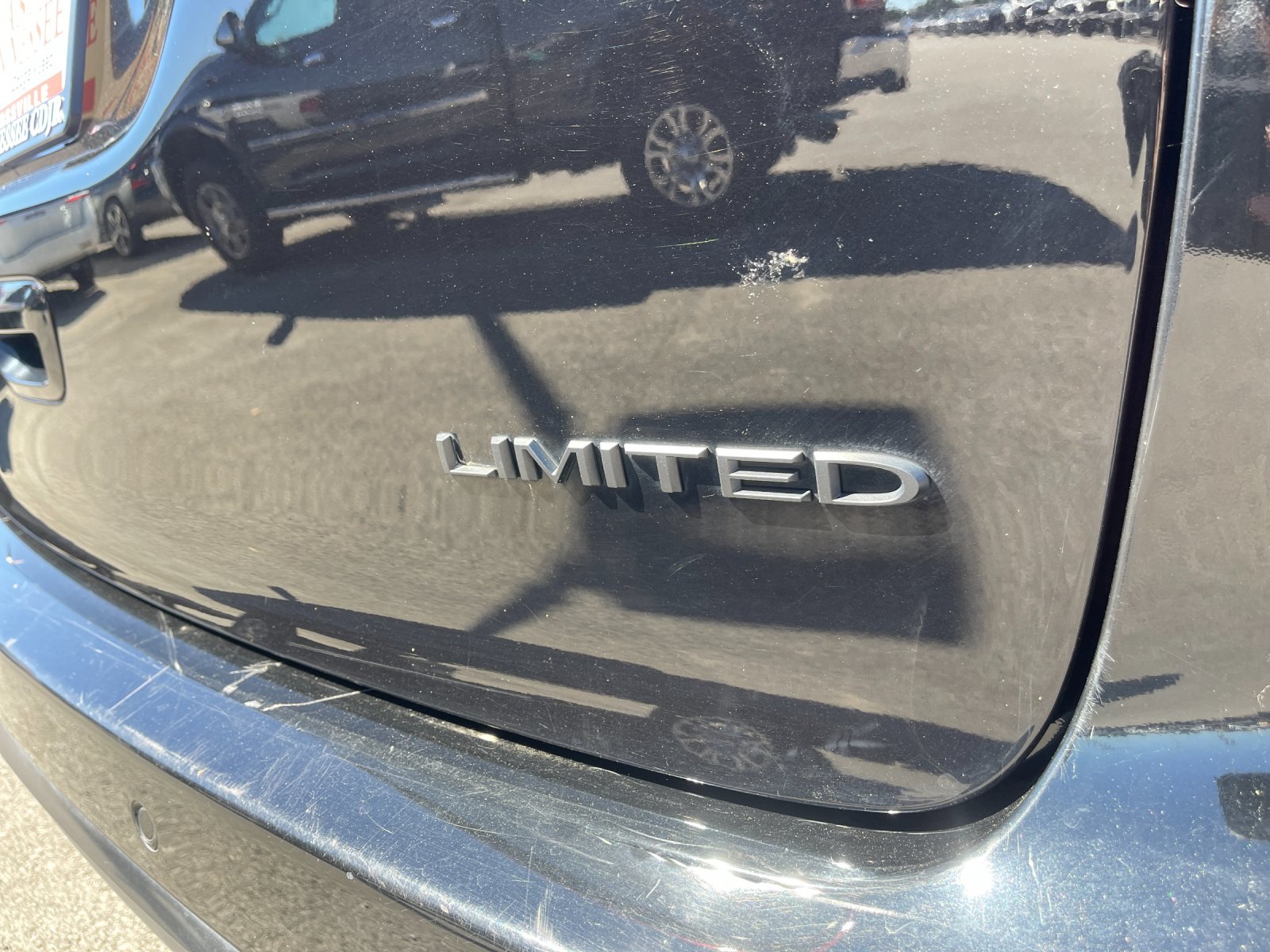 Used 2025 Black Chrysler Limited image 34