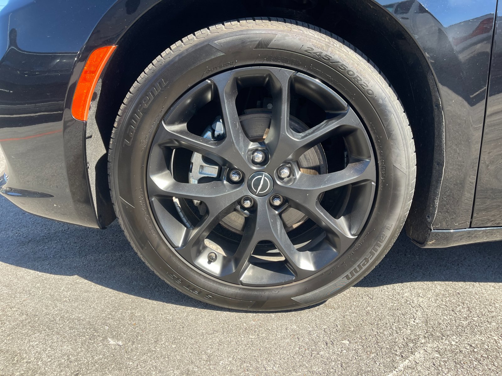 Used 2025 Black Chrysler Limited image 33