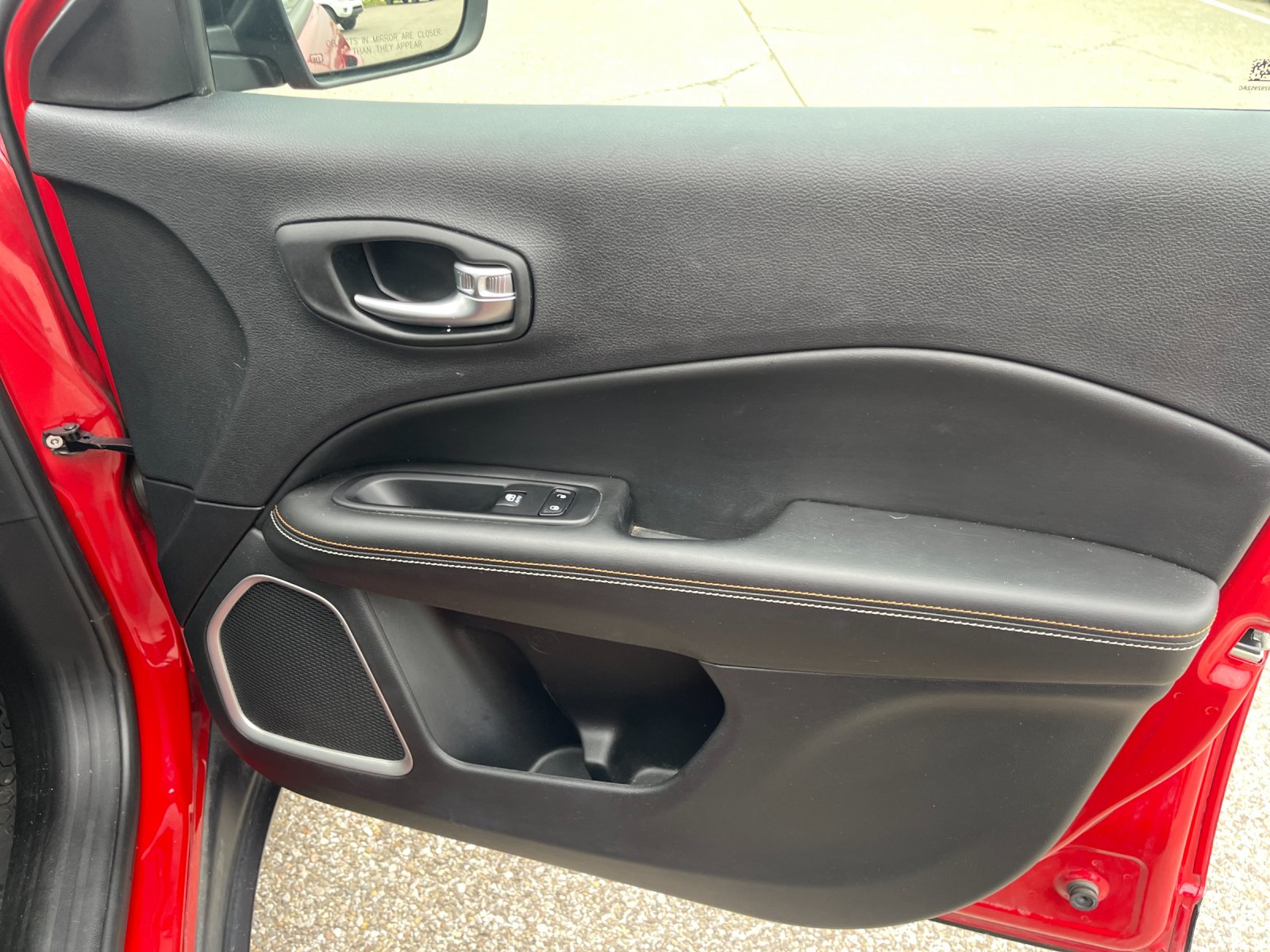 Used 2020 Red Jeep Sport image 19