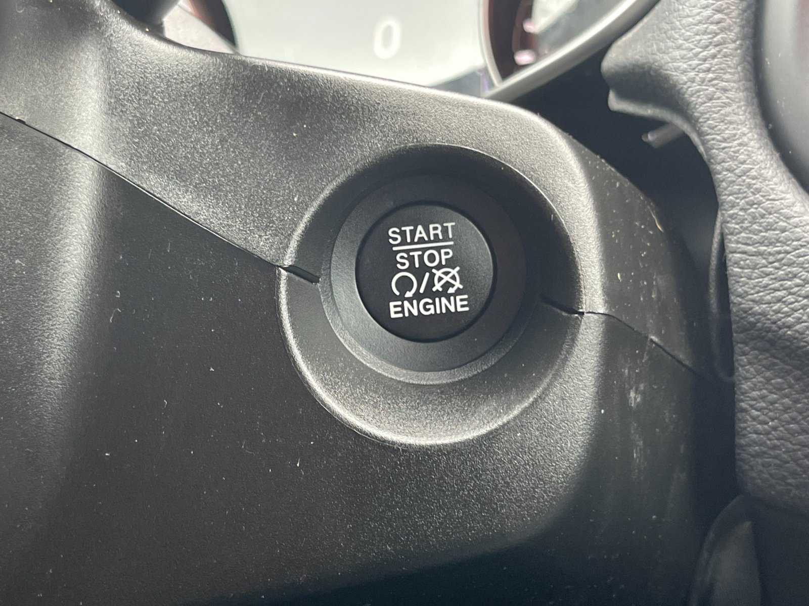 Used 2020 Red Jeep Sport image 24
