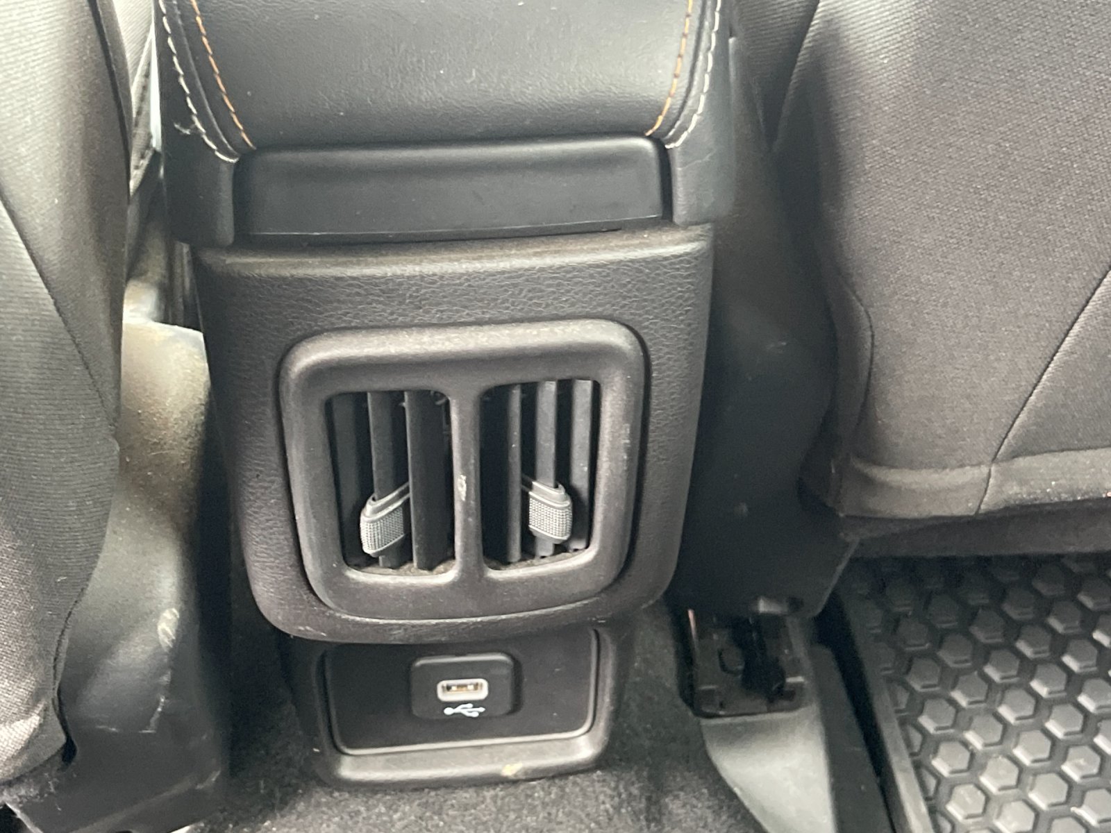 Used 2020 Red Jeep Sport image 14