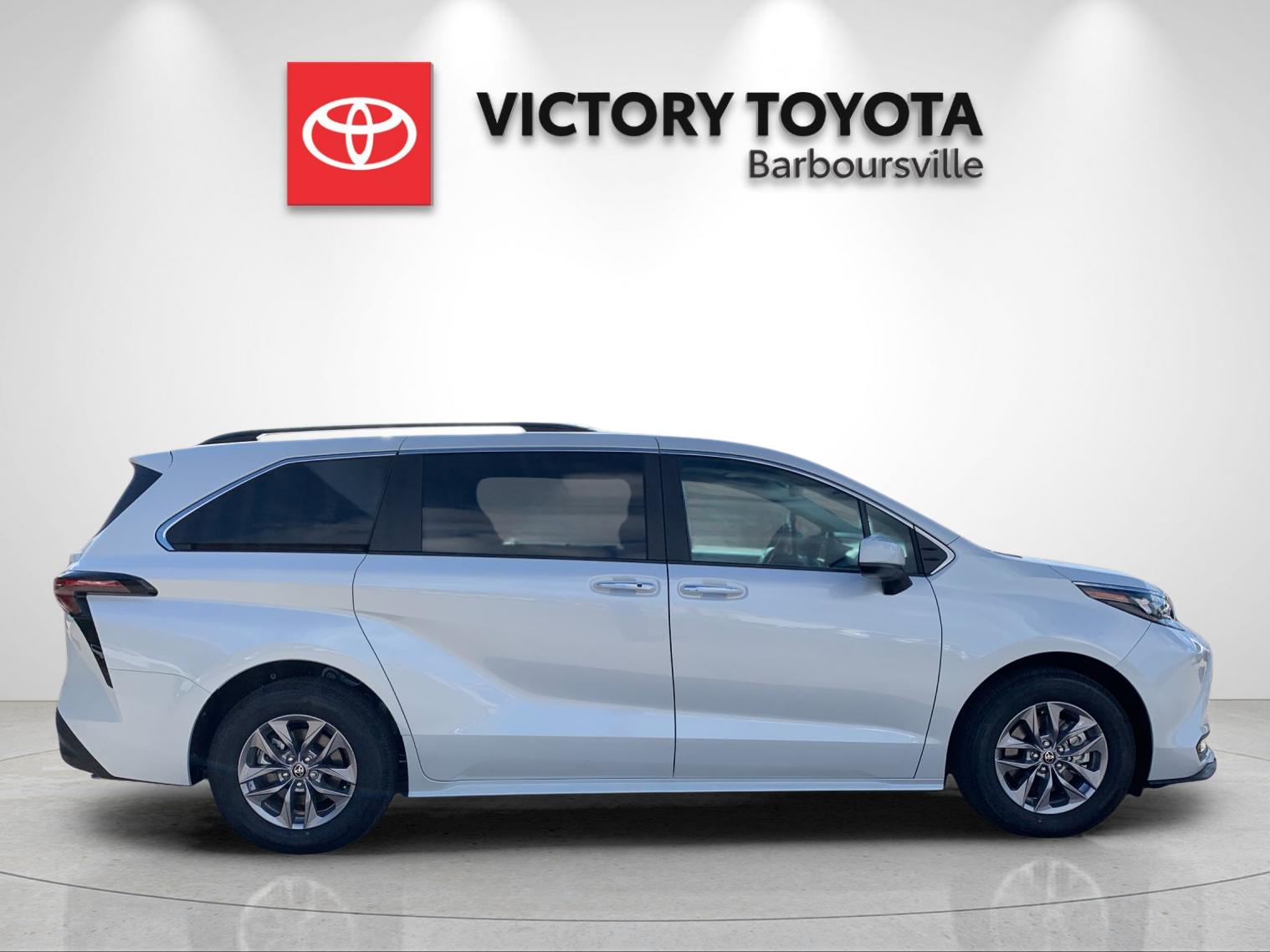 New 2026 Wind Chill Pearl Toyota XLE image 6