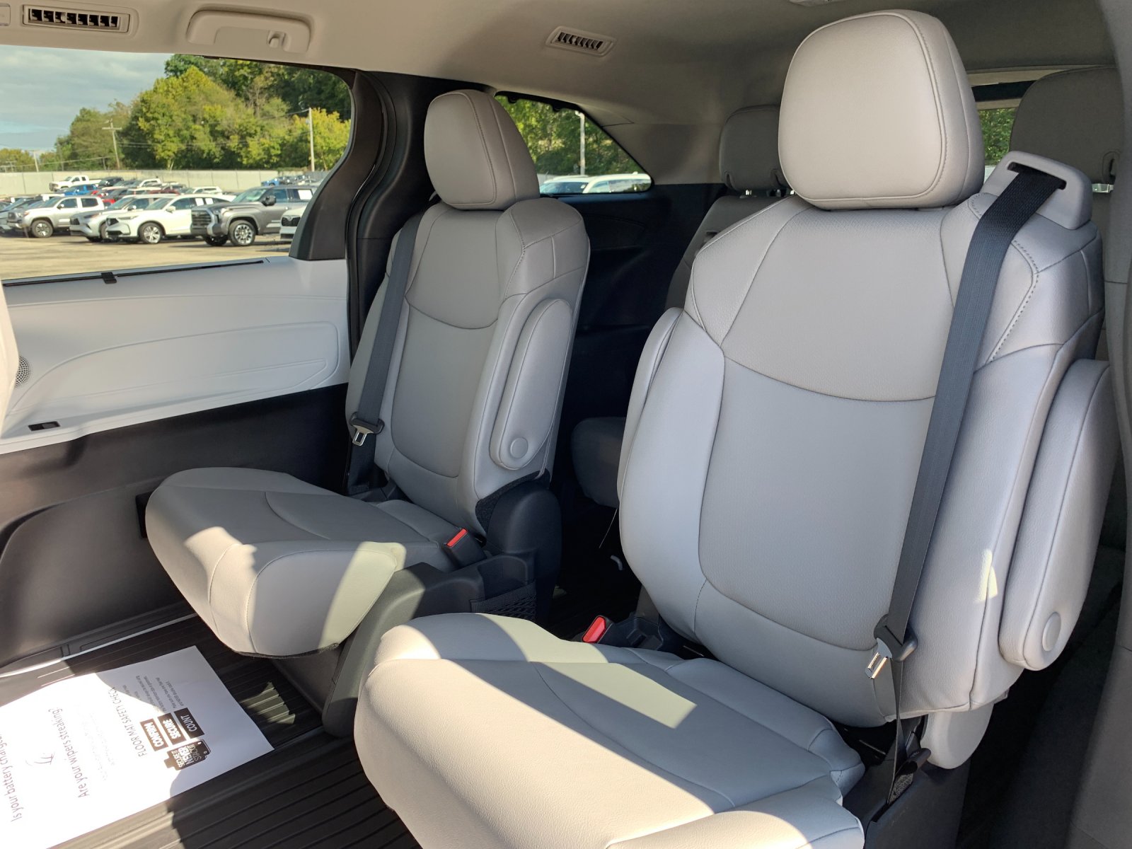 New 2026 Wind Chill Pearl Toyota XLE image 13