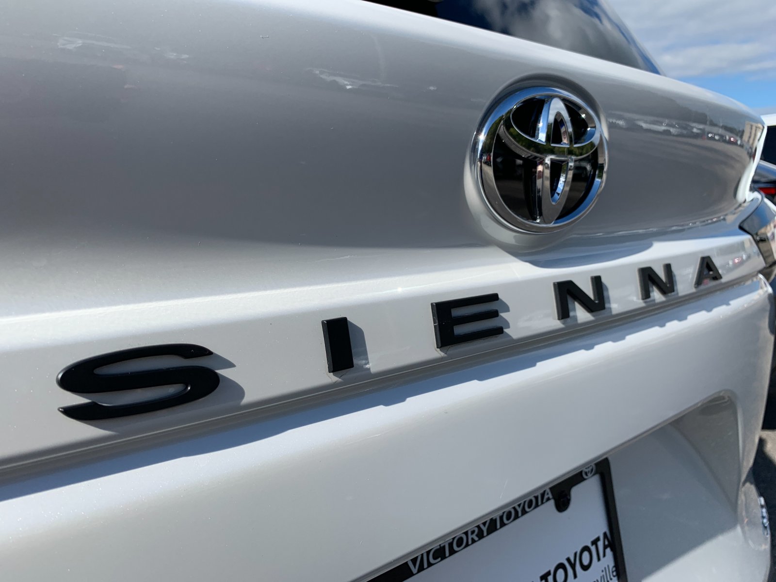New 2026 Wind Chill Pearl Toyota XLE image 37