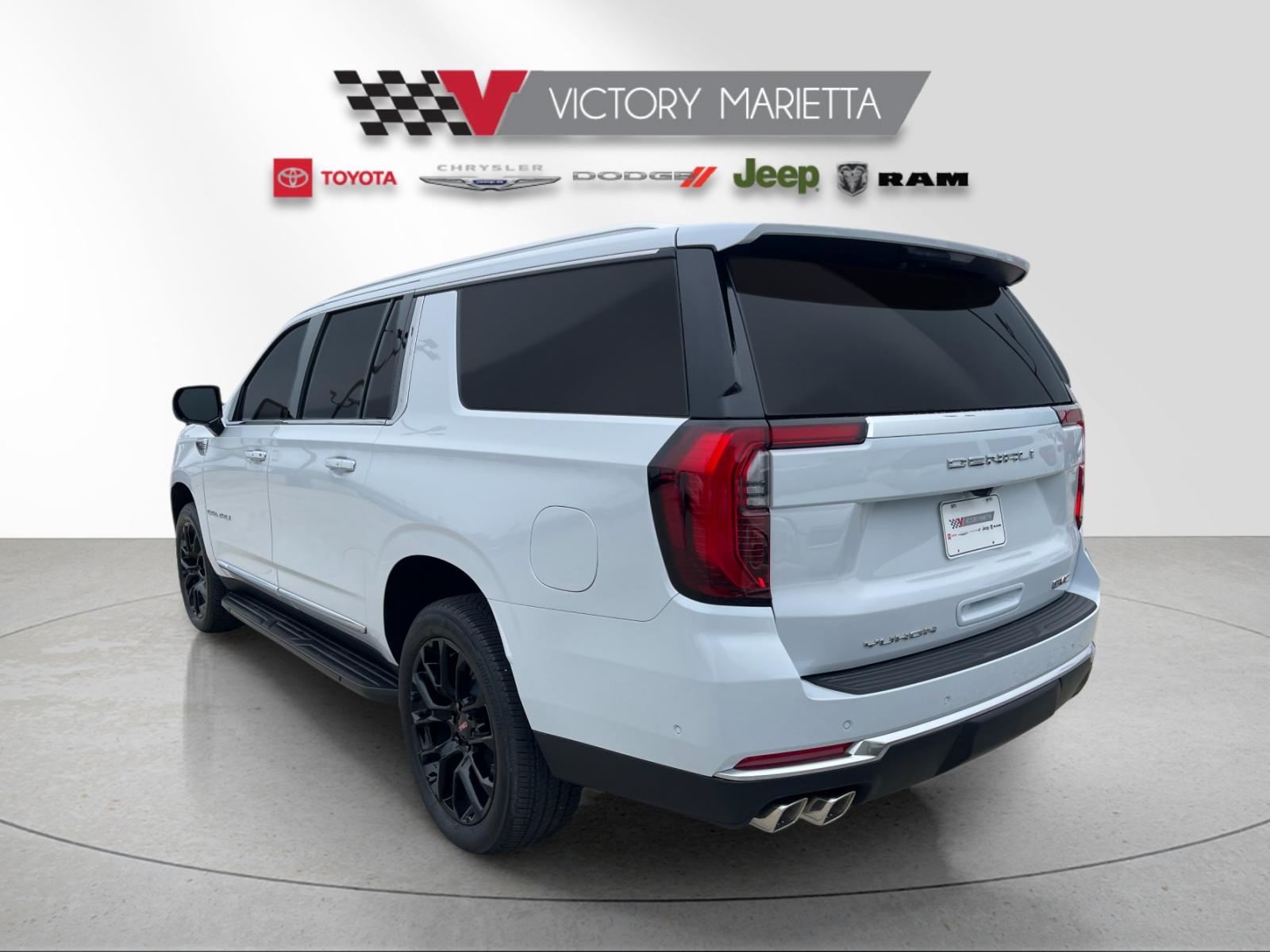 2026 GMC Yukon XL Denali - Photo 3