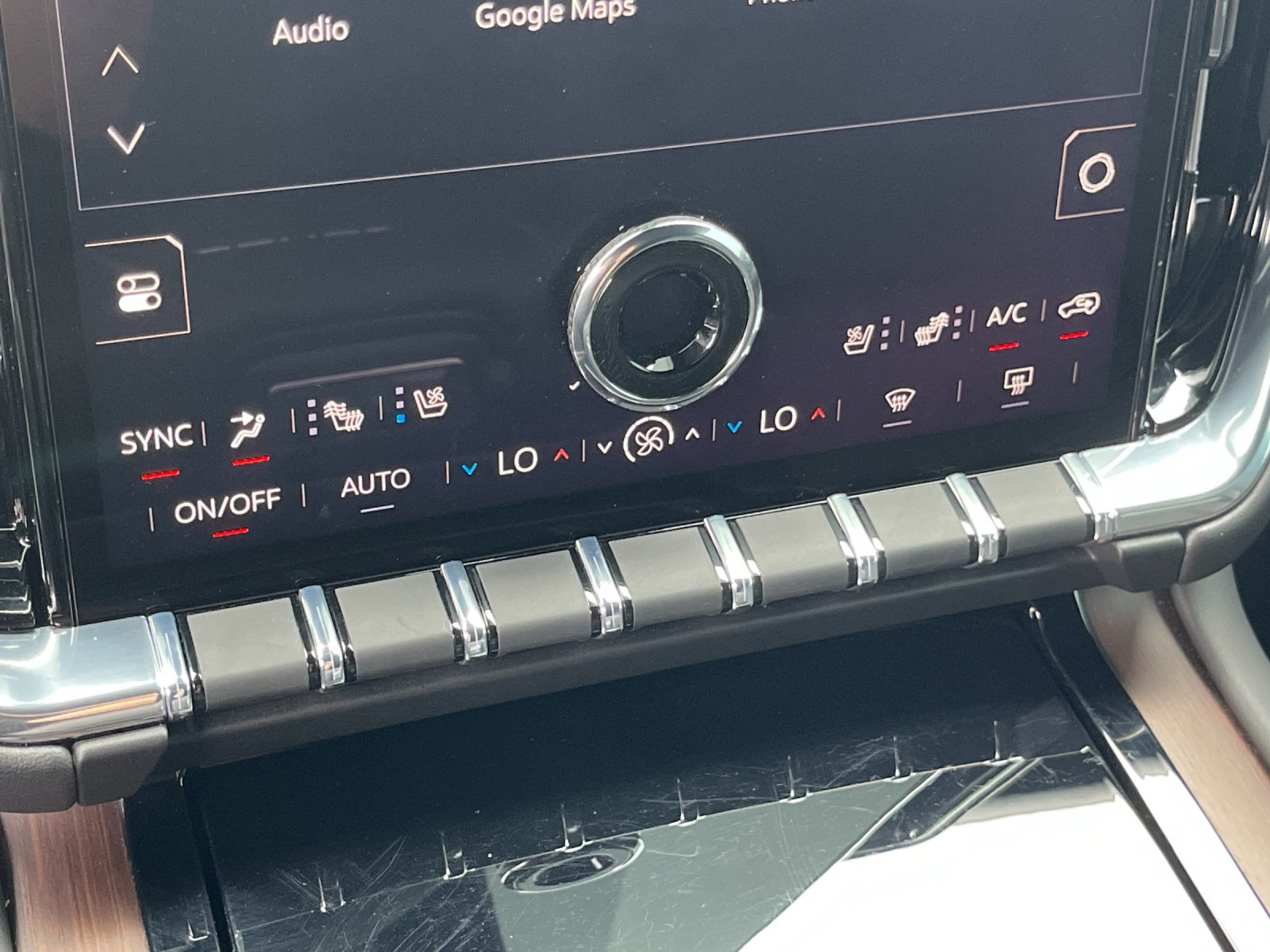 2026 GMC Yukon XL Denali - Photo 22