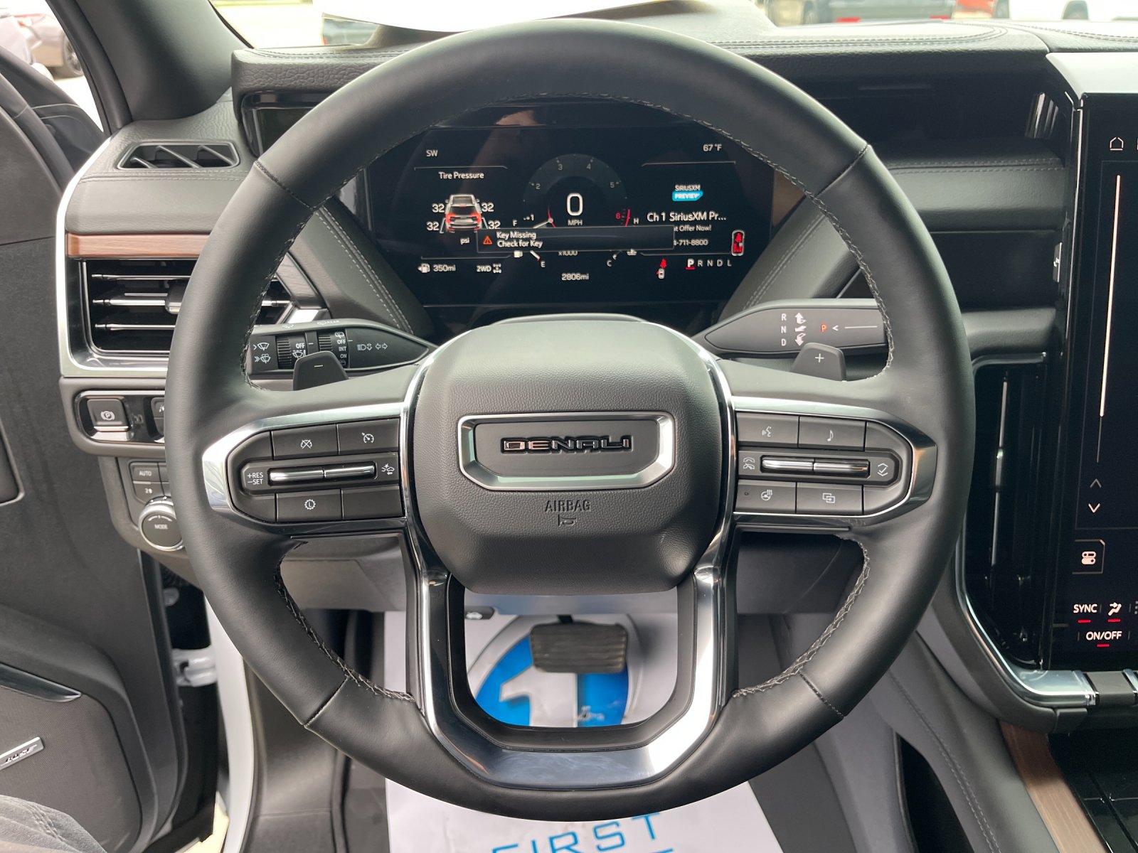2026 GMC Yukon XL Denali - Photo 25