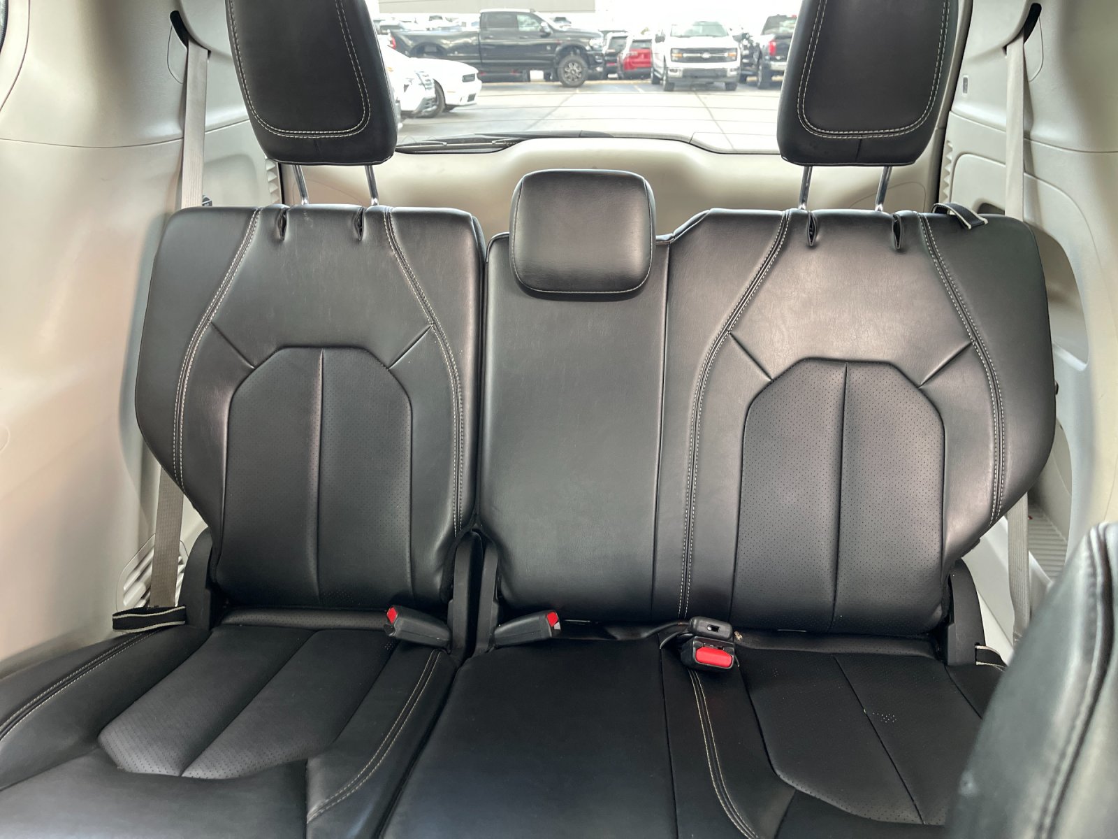 Used 2024 Black Chrysler Touring L image 18