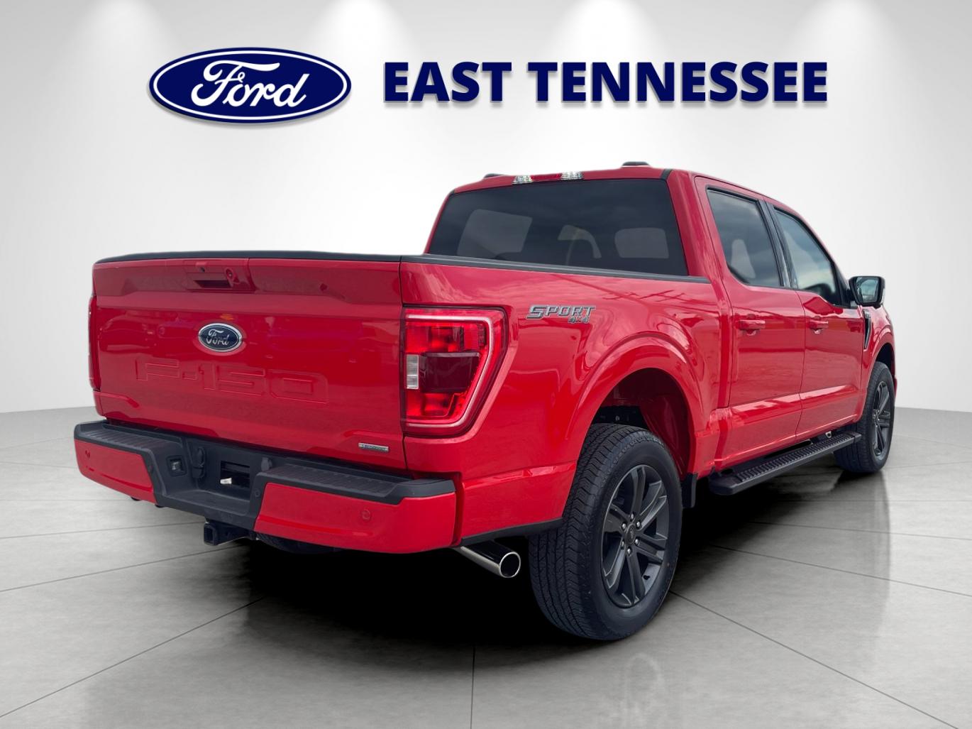 Used 2023 Red Ford XLT image 3