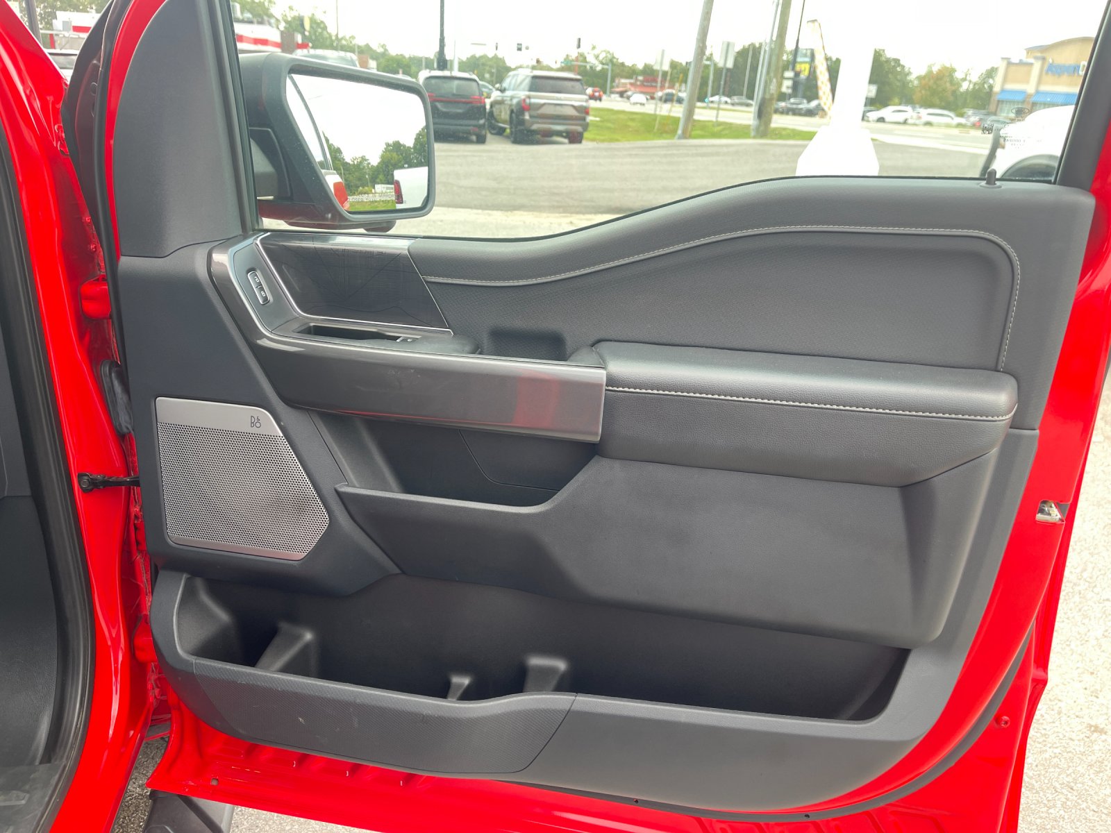 Used 2023 Red Ford XLT image 20