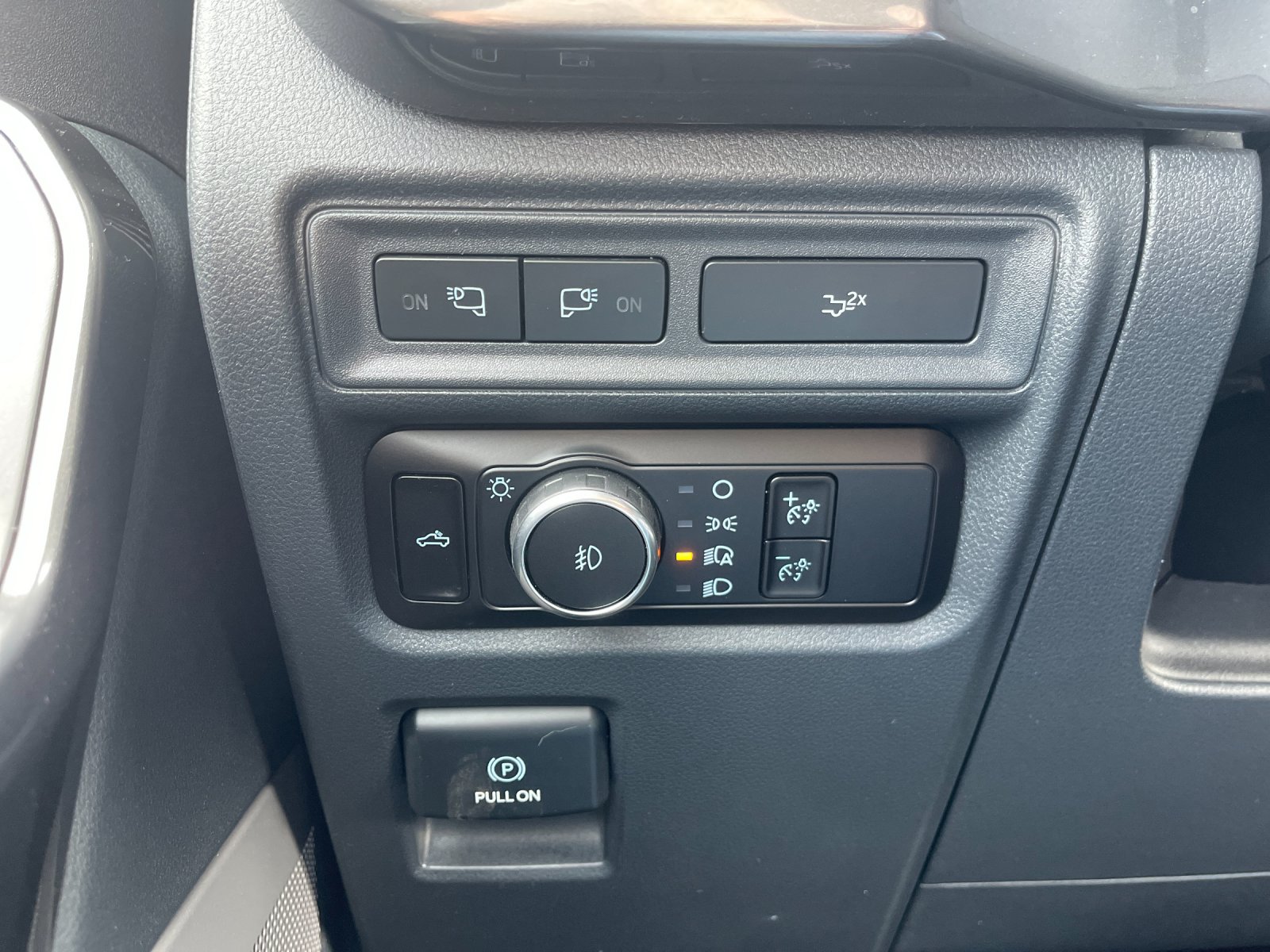 Used 2023 Red Ford XLT image 32