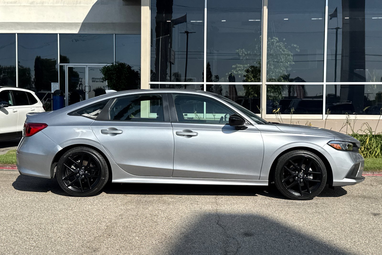 Certified Used 2024 Lunar Silver Metallic Honda Sport image 4