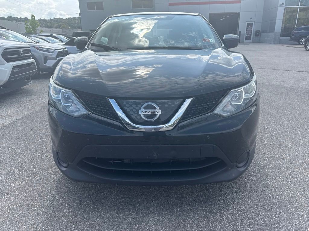 Used 2018 Black Nissan S image 2