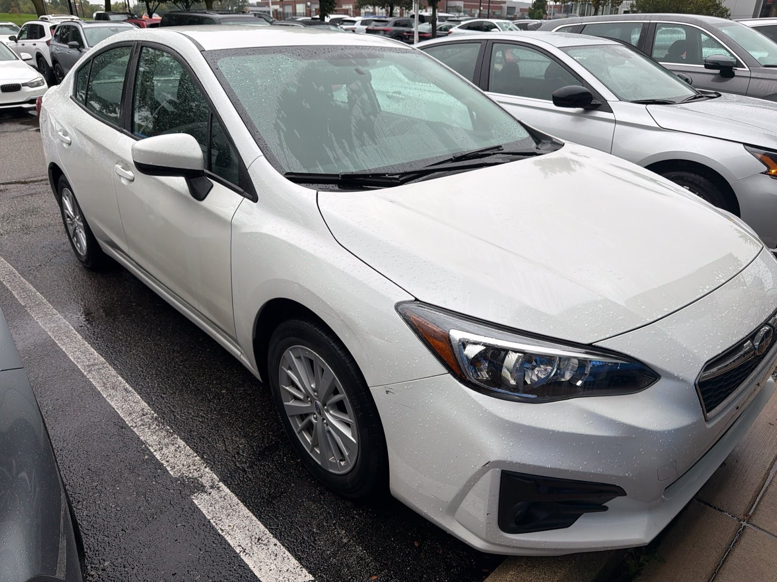 Used 2018 Crystal White Pearl Subaru 2.0i Premium image 3