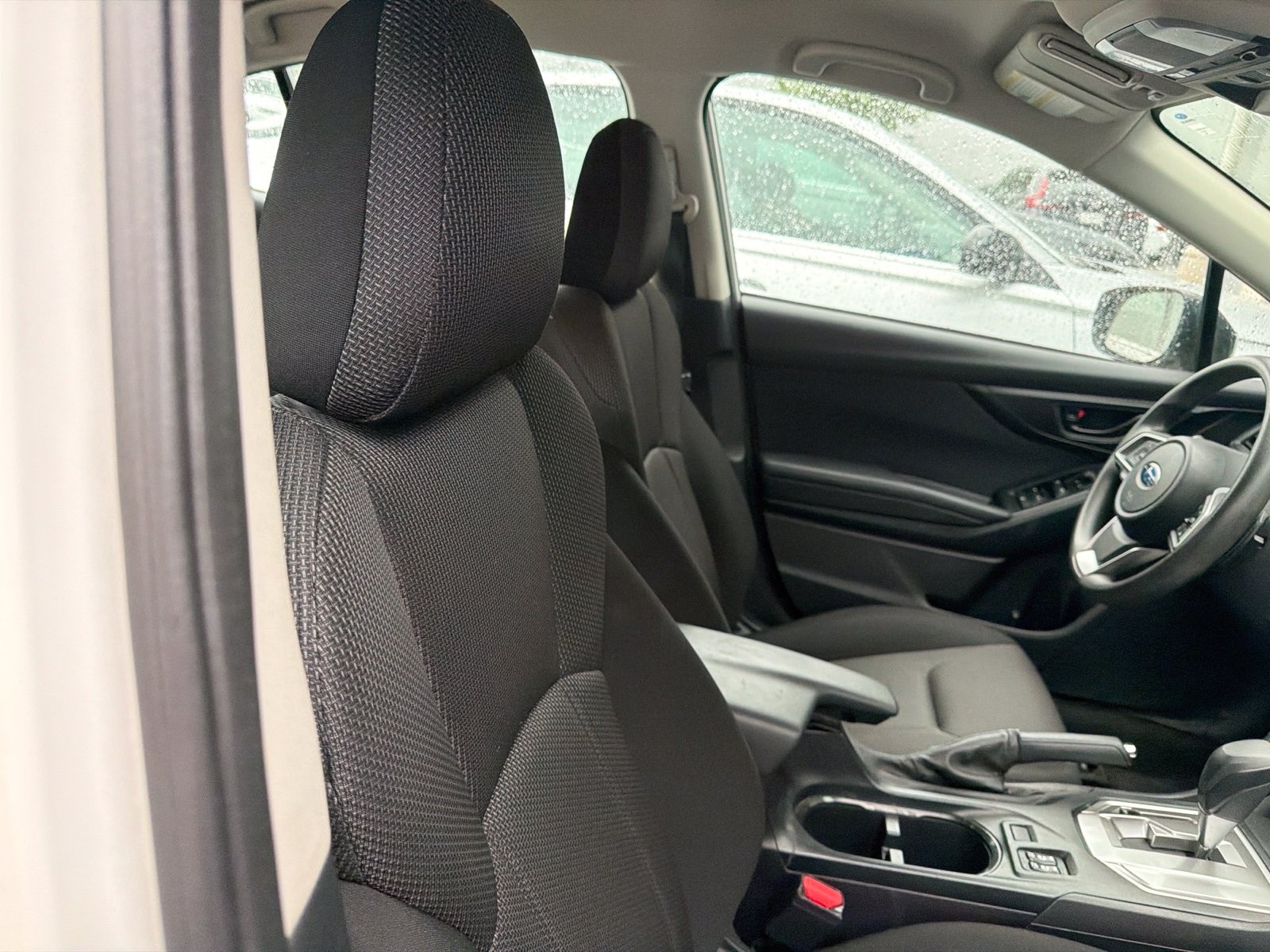 Used 2018 Crystal White Pearl Subaru 2.0i Premium image 5