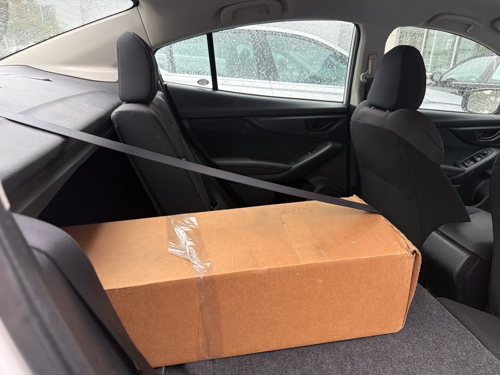 Used 2018 Crystal White Pearl Subaru 2.0i Premium image 8