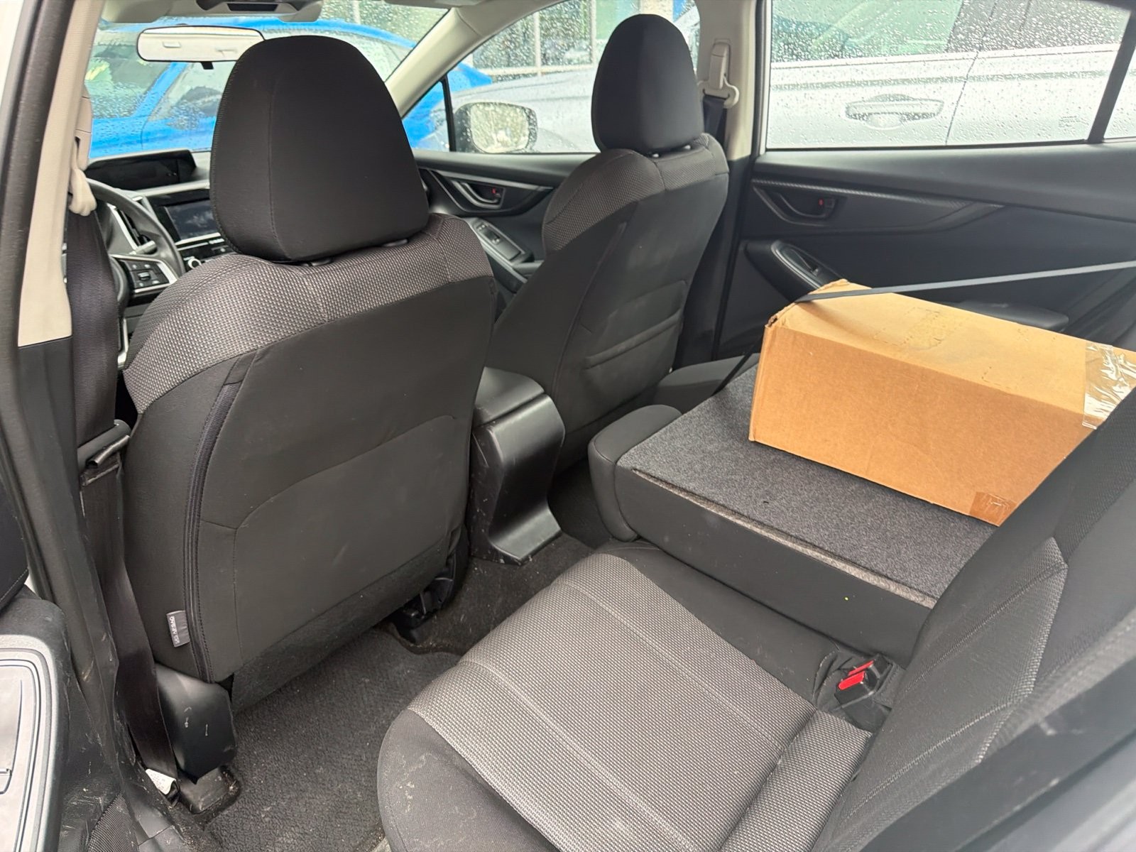 Used 2018 Crystal White Pearl Subaru 2.0i Premium image 15