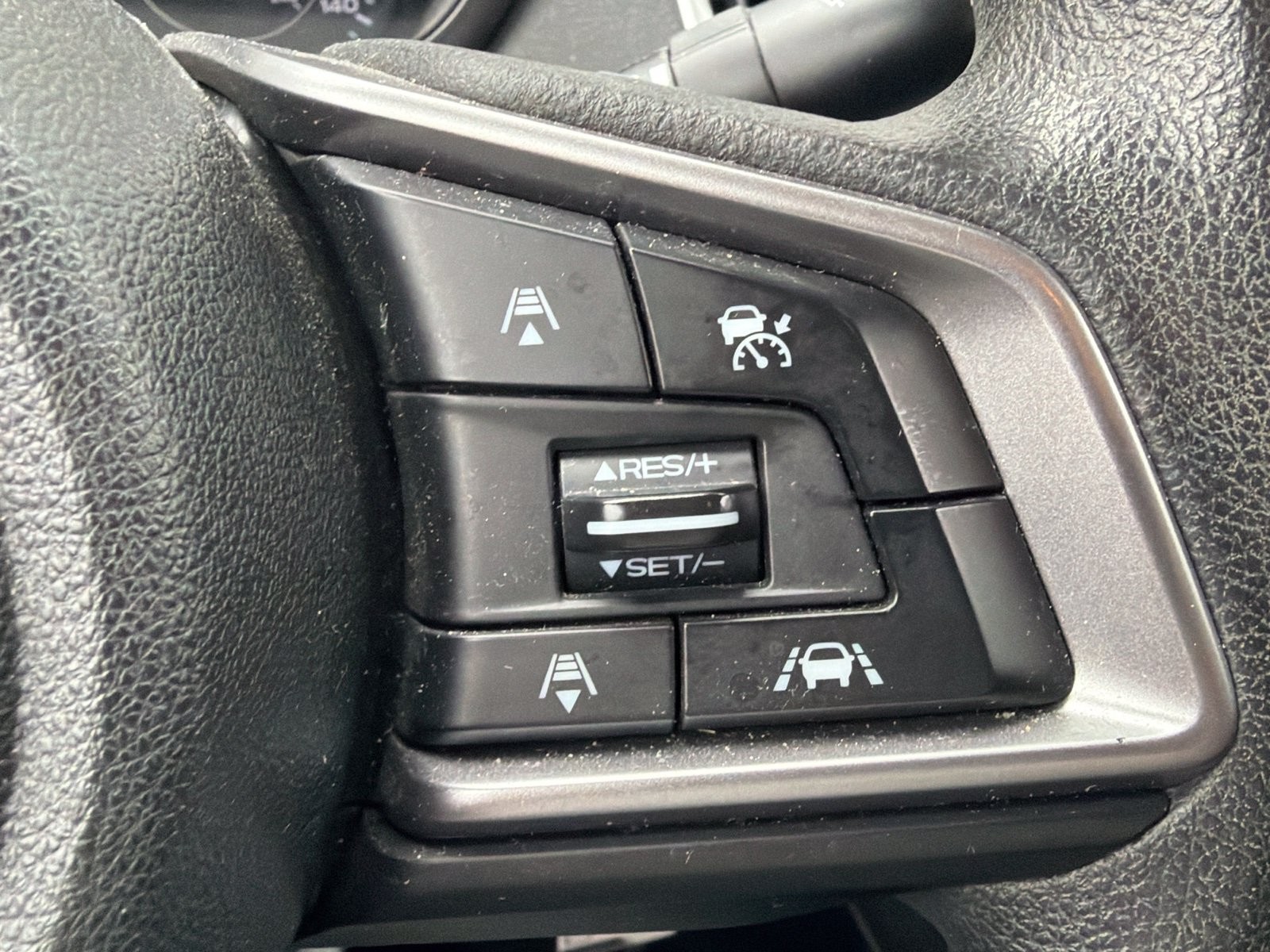 Used 2018 Crystal White Pearl Subaru 2.0i Premium image 20