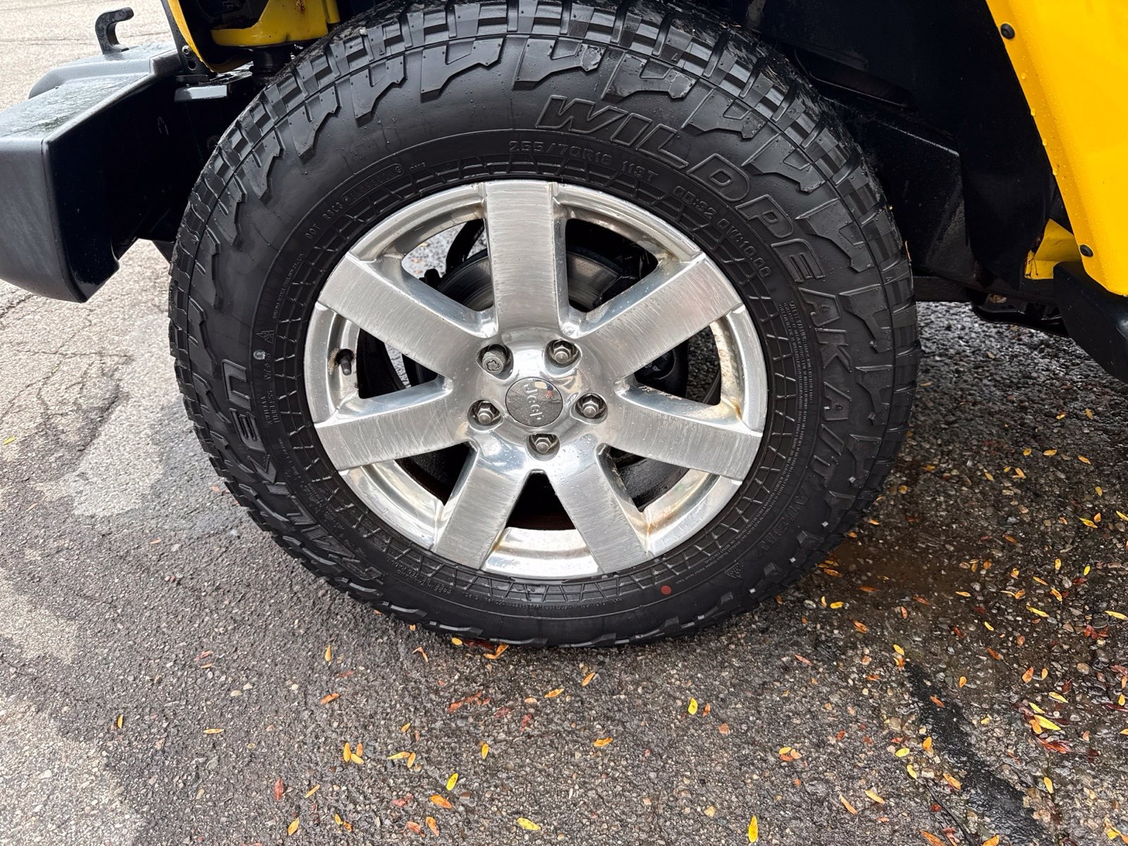 Used 2015 Baja Yellow Clearcoat Jeep Sahara image 3
