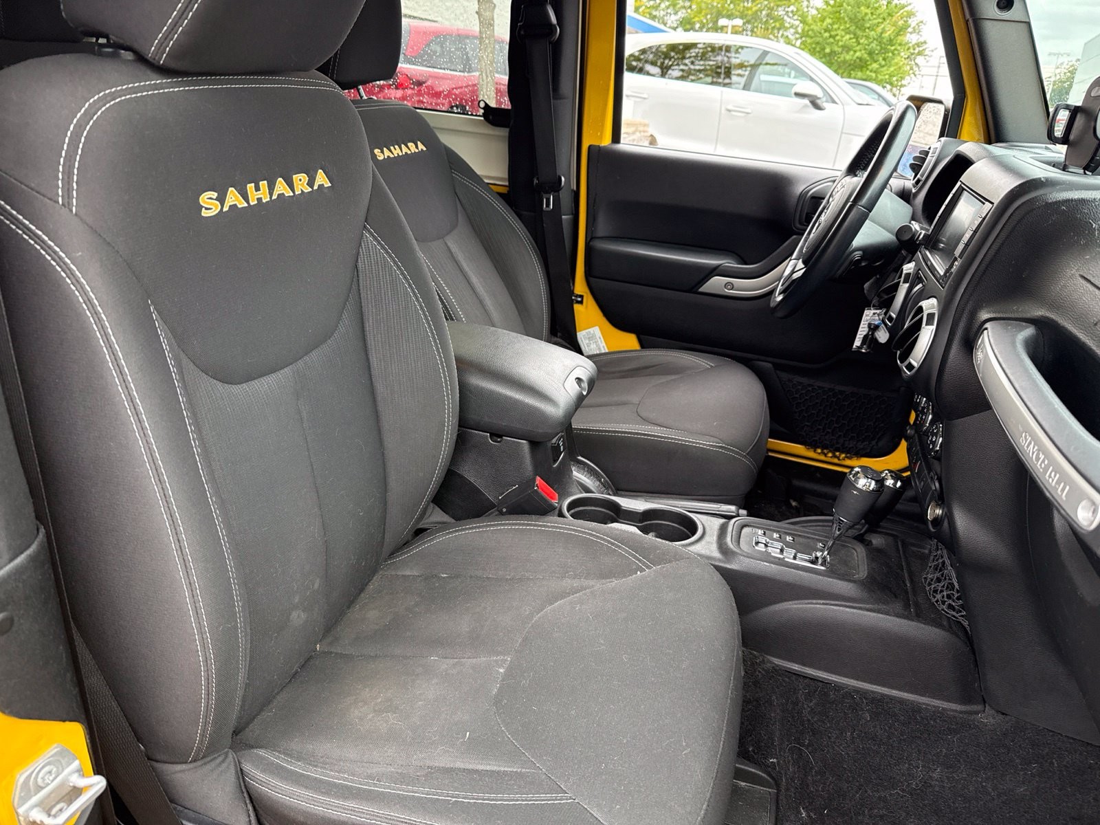 Used 2015 Baja Yellow Clearcoat Jeep Sahara image 14