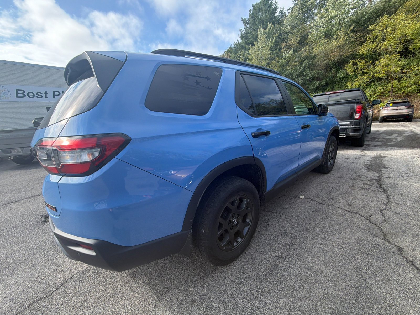 Used 2024 Diffused Sky Pearl Honda TrailSport image 5