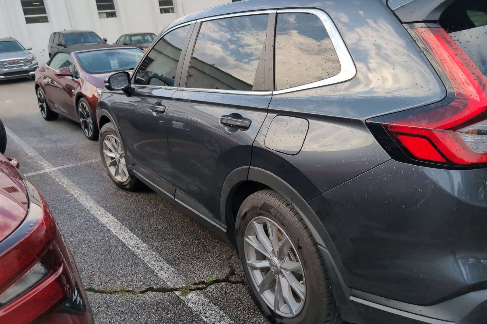 Used 2025 Gray Honda EX-L image 8