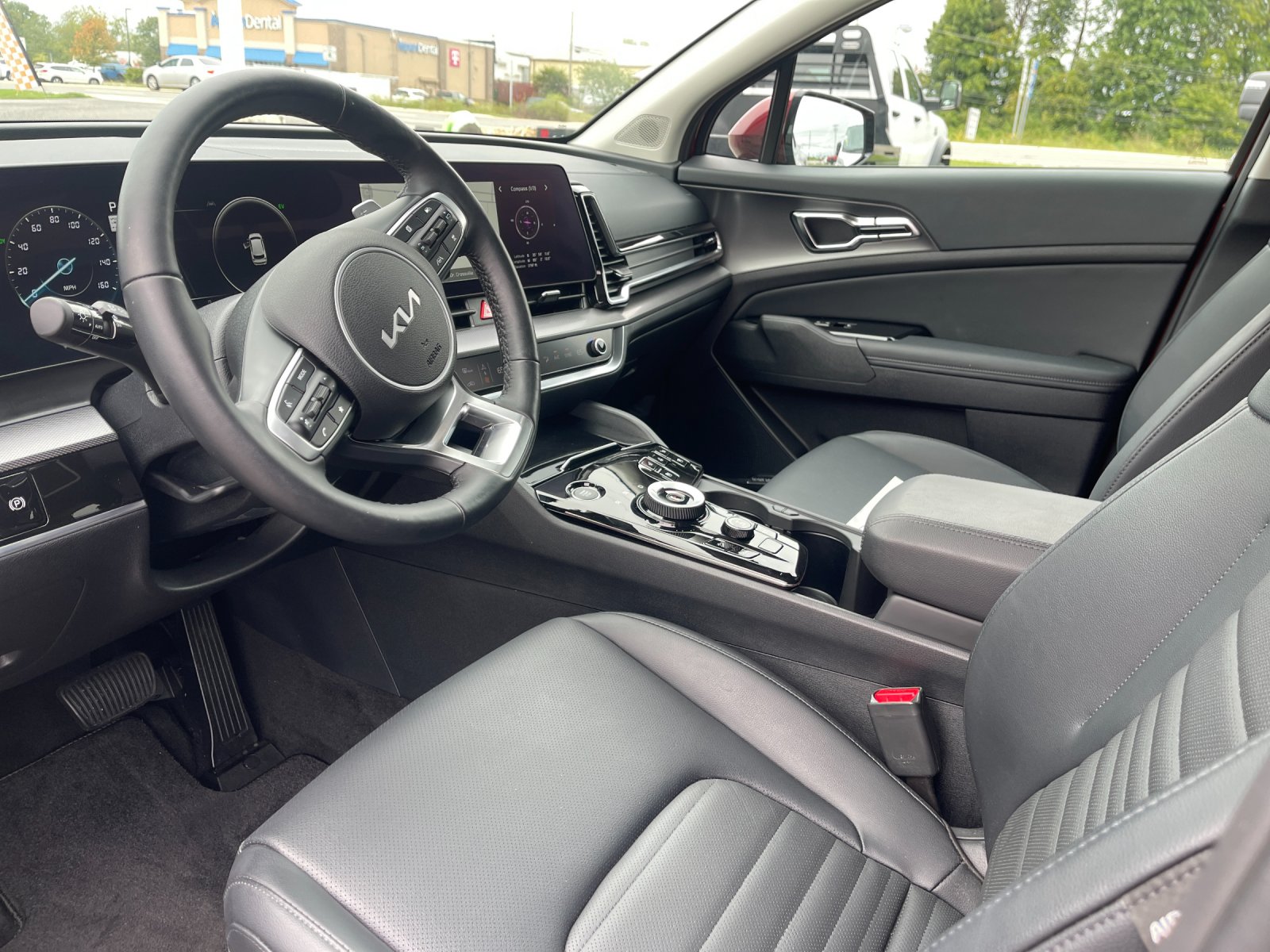 Used 2025 Red Kia SX-Prestige image 11