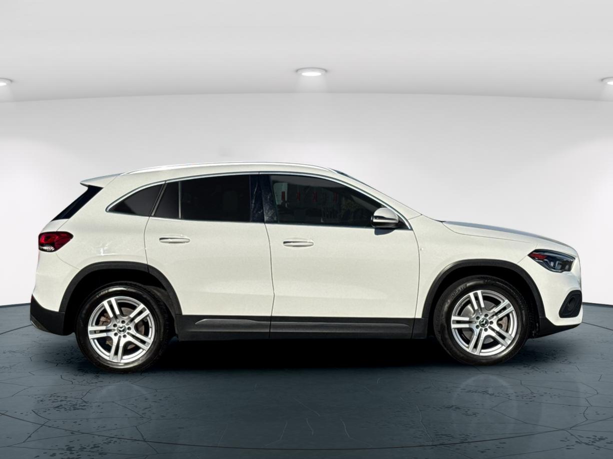 Used 2021 Polar White Mercedes-Benz GLA 250 4D Sport Utility 4MATIC® image 7