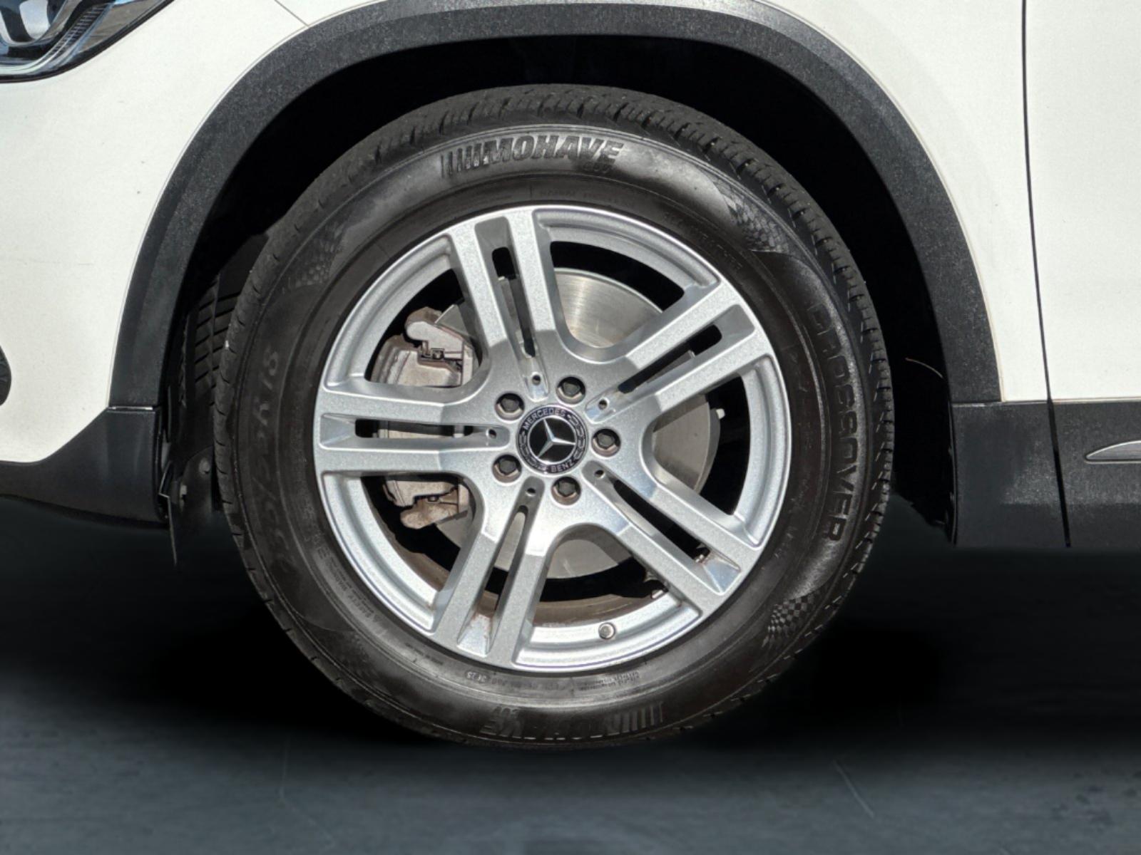 Used 2021 Polar White Mercedes-Benz GLA 250 4D Sport Utility 4MATIC® image 32