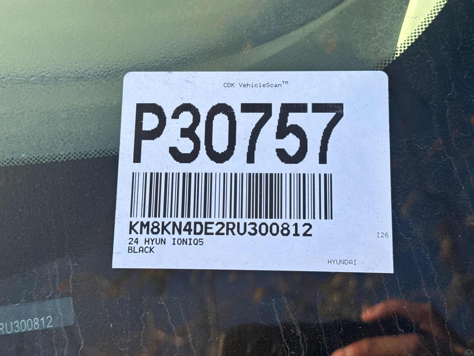 Certified Used 2024 Black Hyundai SEL image 2