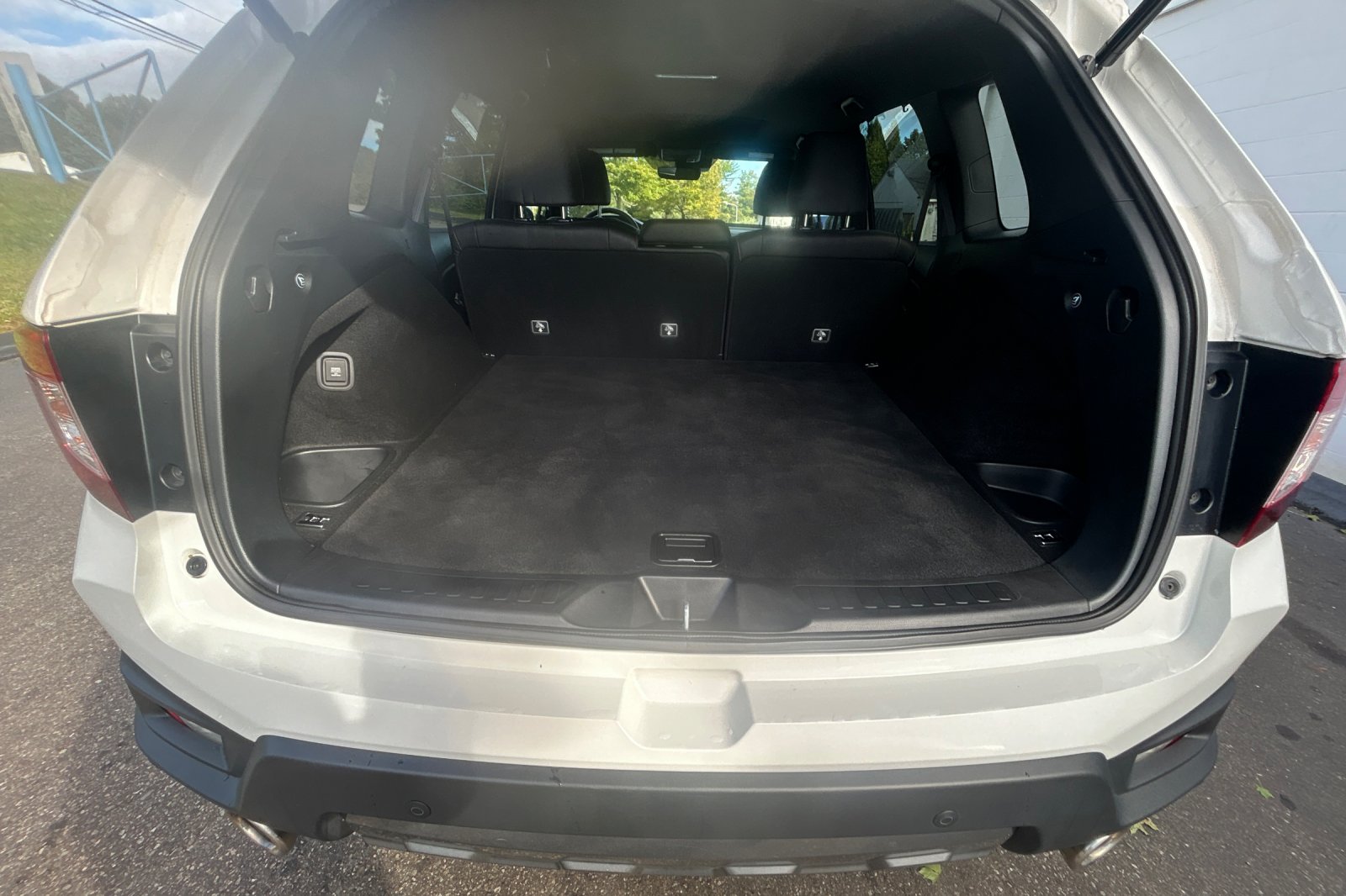 Used 2023 Lunar Silver Metallic Honda TrailSport image 15