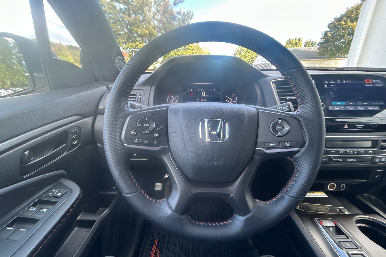 Used 2023 Lunar Silver Metallic Honda TrailSport image 24