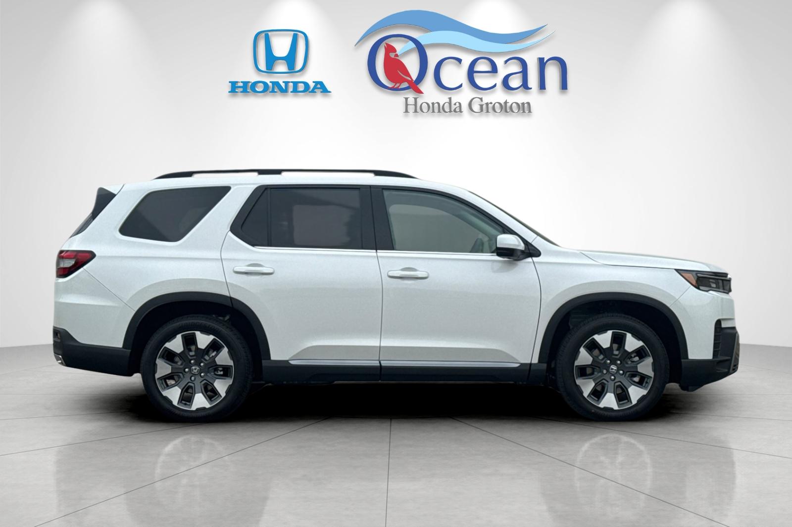 New 2026 Platinum White Pearl Honda Touring image 6