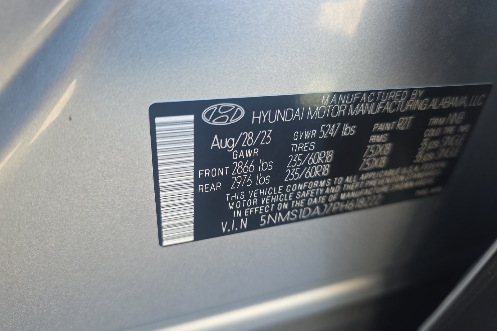 Used 2023 Shimmering Silver Pearl Hyundai SE image 26